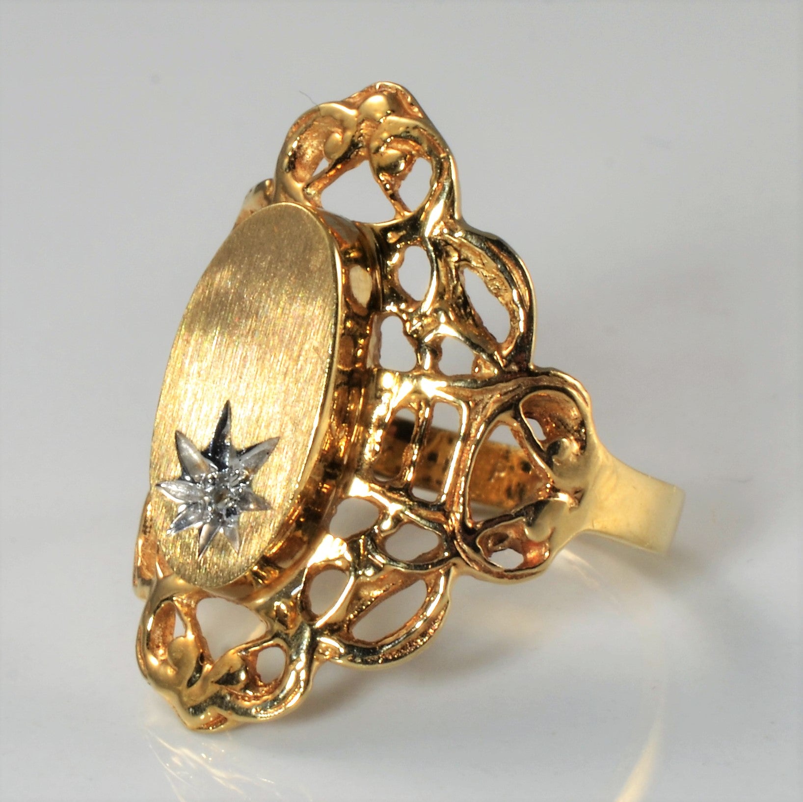 Filigree Diamond Signet Ring | 0.005ct | SZ 6 |