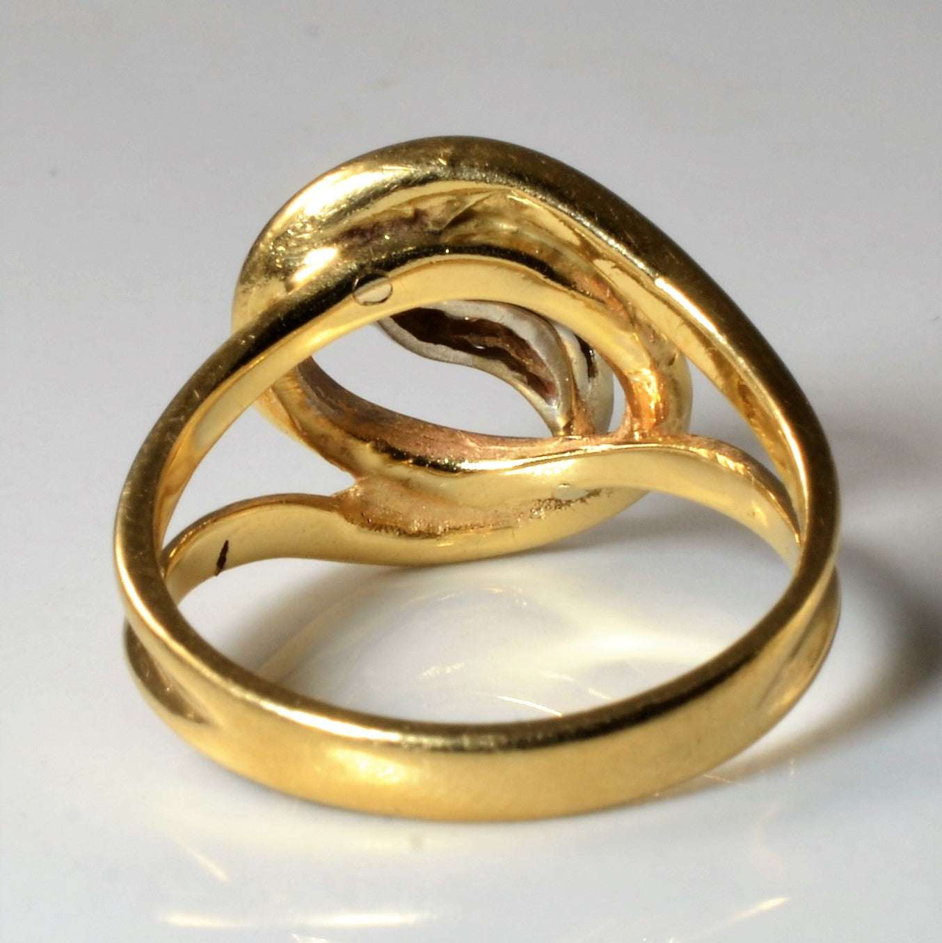 Swirling Diamond Cocktail Ring | 0.06ctw | SZ 6.75 |