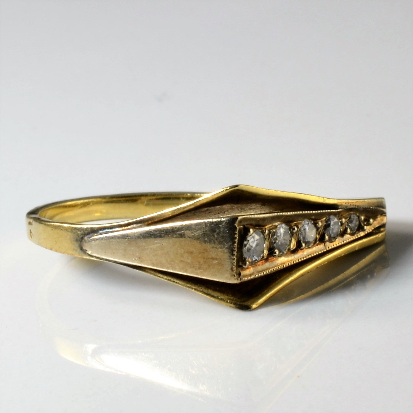 Abstract Five Stone Diamond Ring | 0.60ctw | SZ 6.25 |