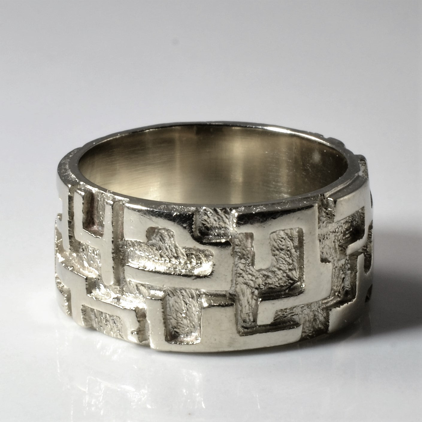 White Gold Geometric Band | SZ 5.75 |