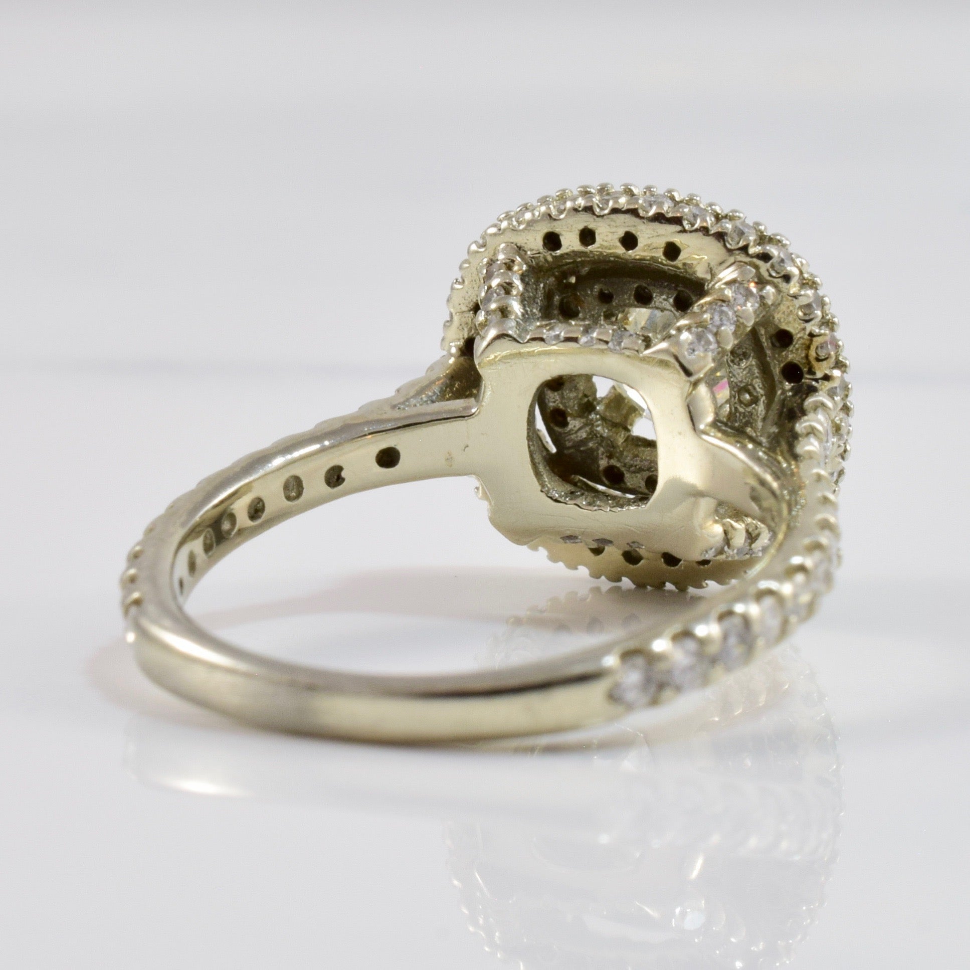 Diamond Halo Engagement Ring | 1.02 ctw SZ 6.5 |