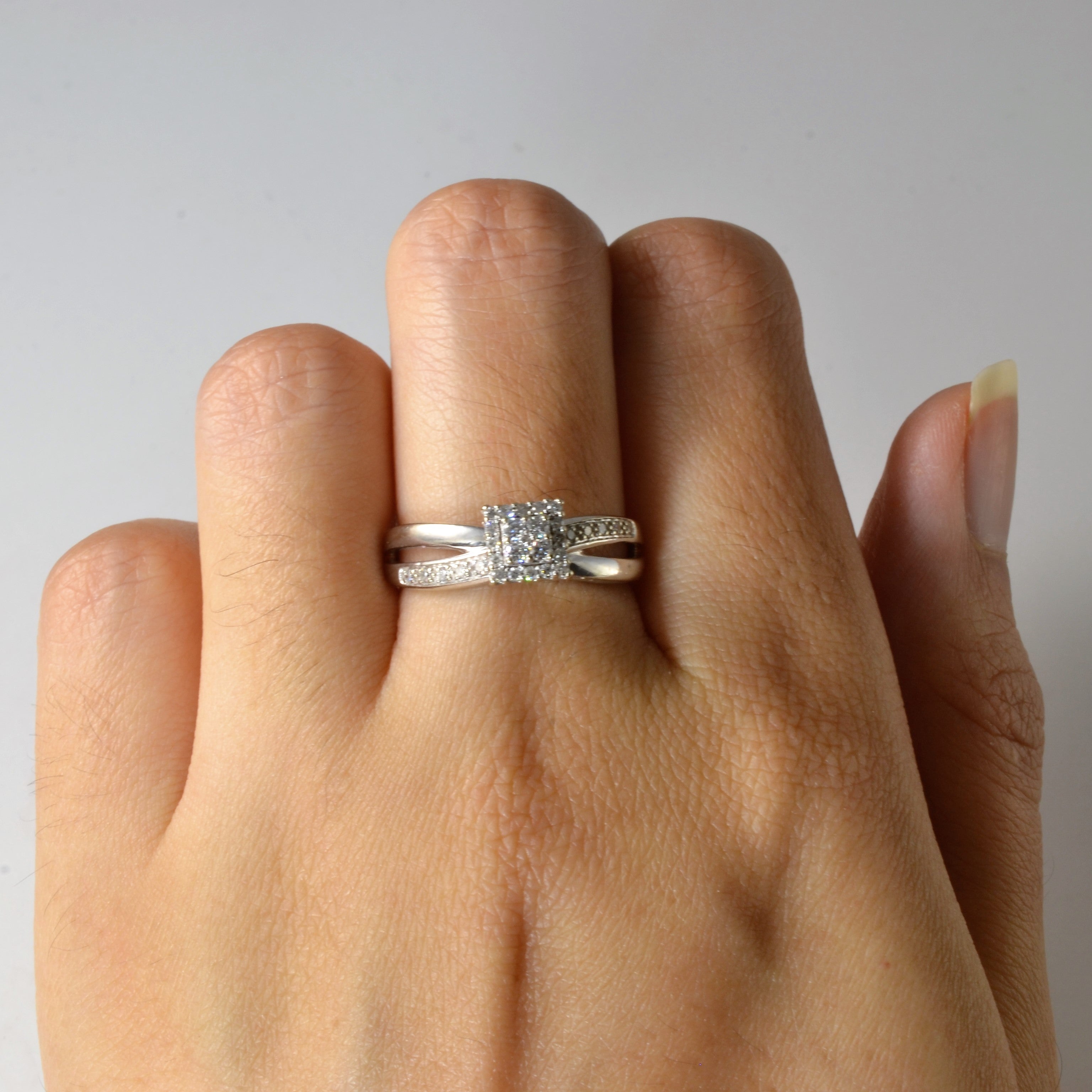 Cluster Set Diamond Ring | 0.21ctw | SZ 7 |