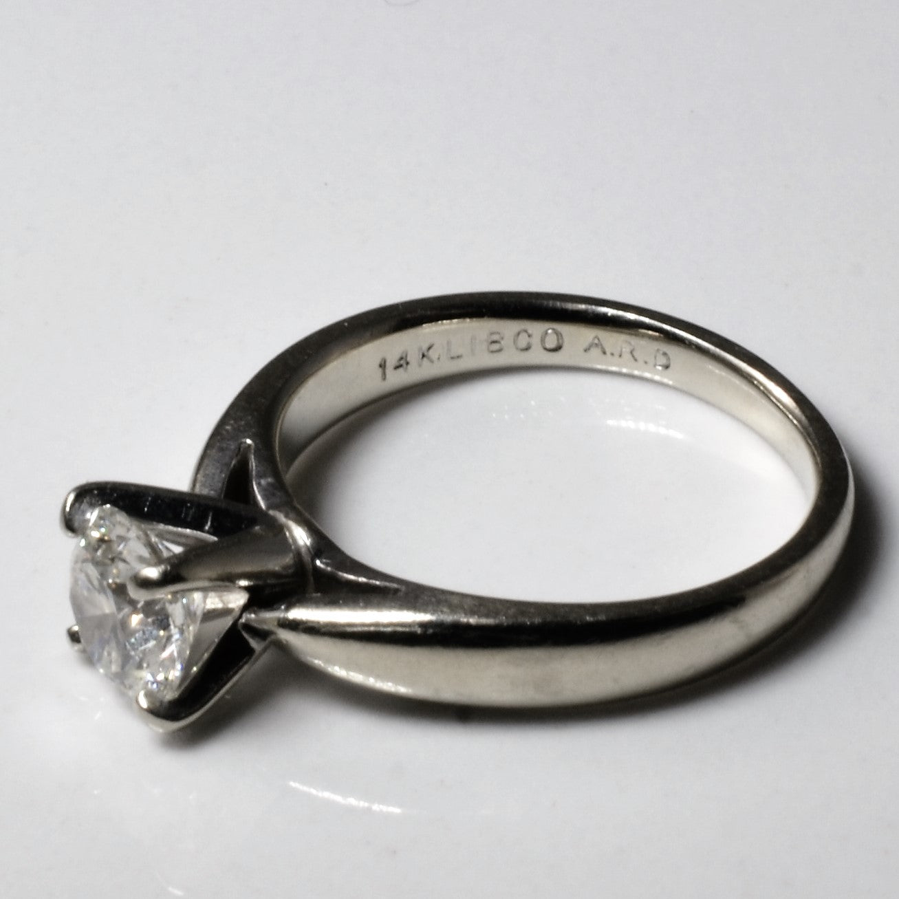 Bague de fiançailles solitaire conique en or blanc | 1,00 ct | Taille 6 |