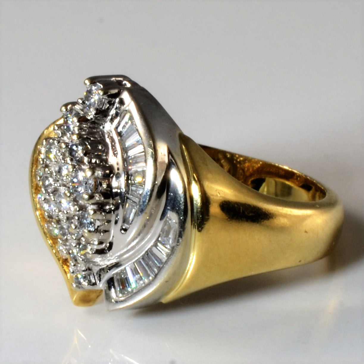 Twisted Diamond Cluster Ring | 0.47ctw | SZ 6.25 |