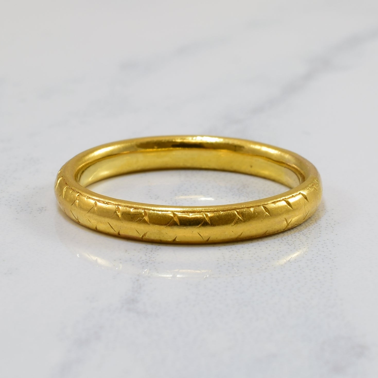 1948 Textured 22k Yellow Gold Band | SZ 6.75 |