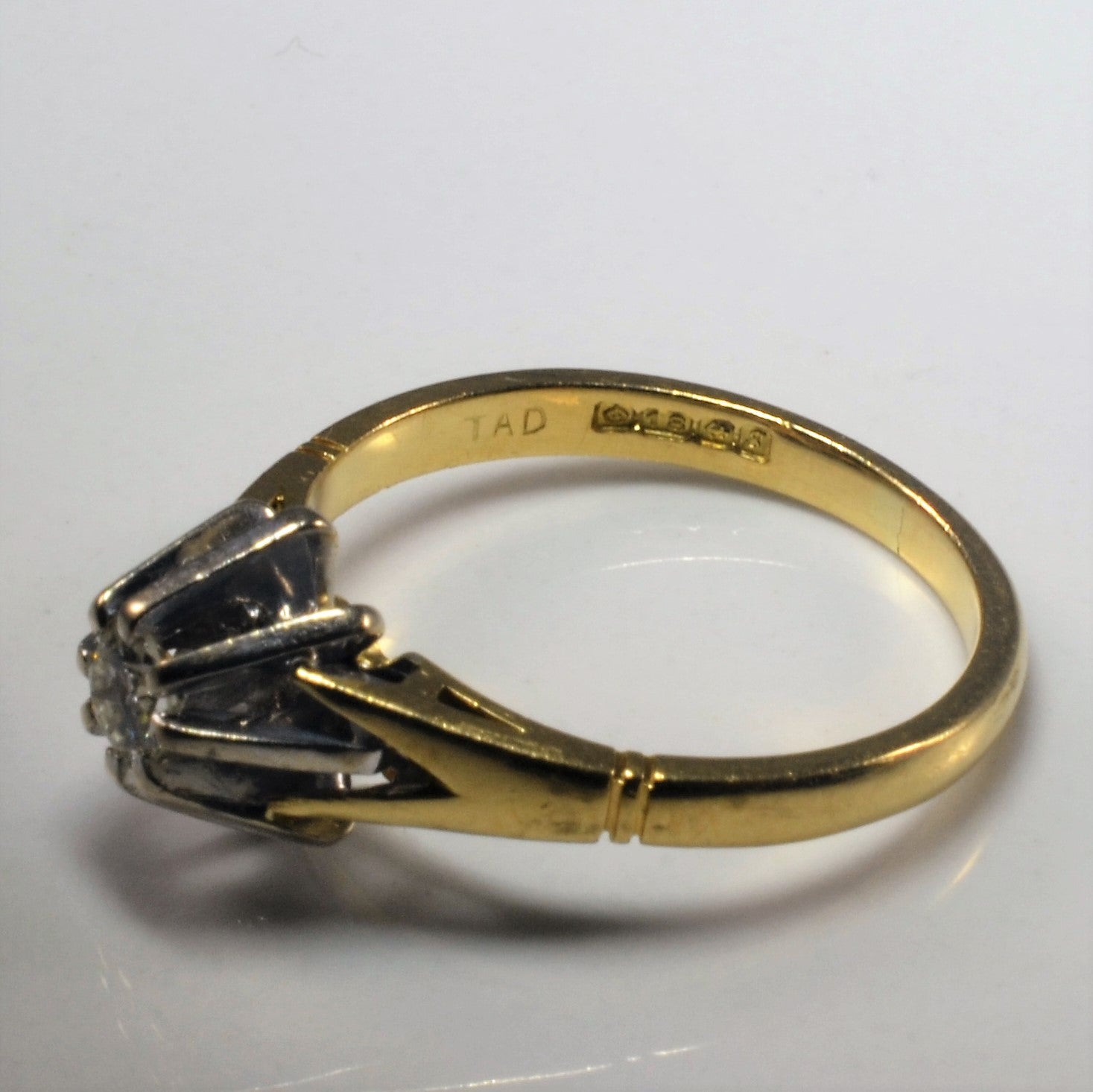 Starburst Diamond Solitaire Ring | 0.20ct | SZ 6 |