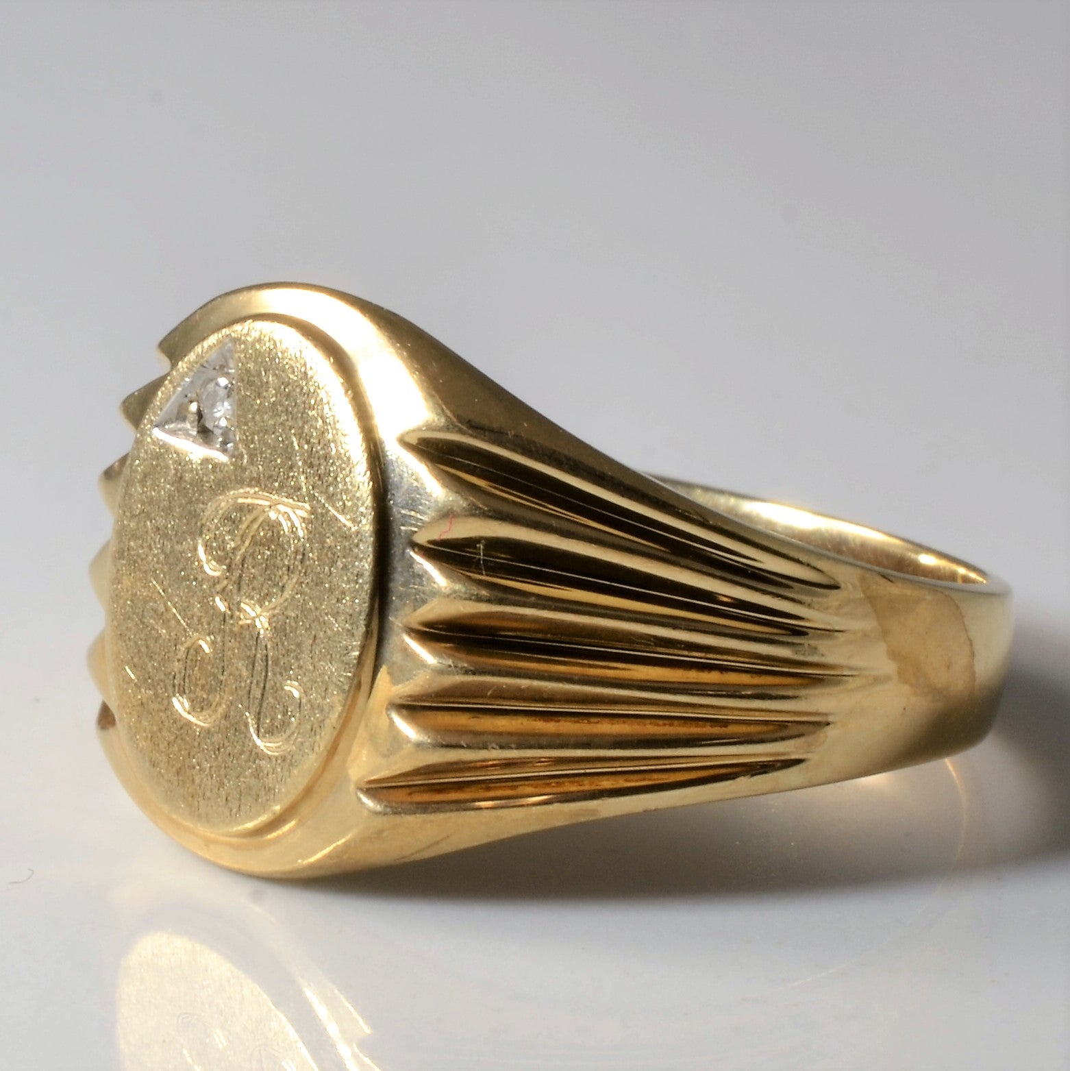 Diamond Signet Ring | 0.01ct | SZ 10.5 |