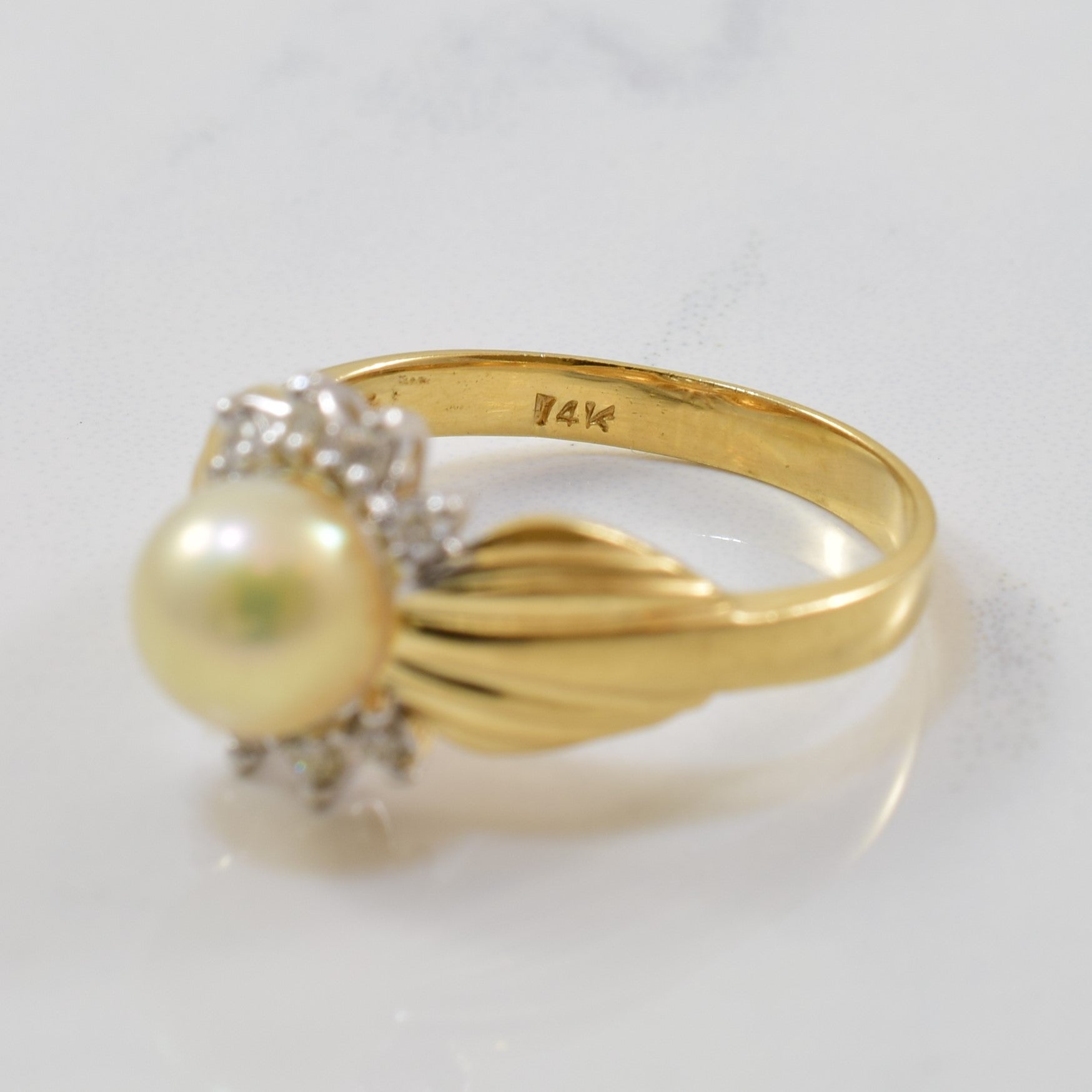 Tapered Pearl & Diamond Ring | 1.85ct, 0.08ctw | SZ 6.25 |
