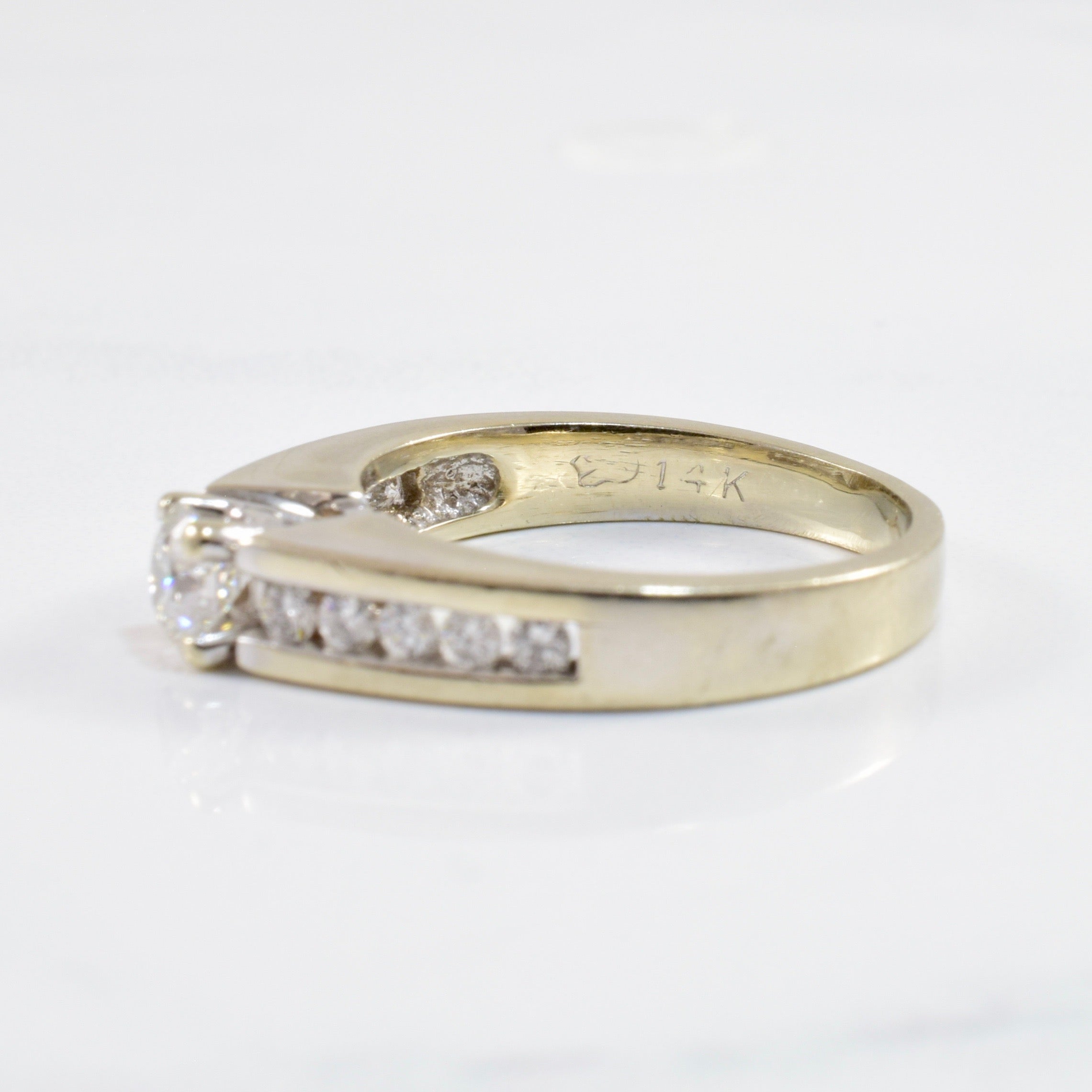 Bague de fiançailles classique avec pierre latérale | 0,63 ct au total, taille 5,75 |