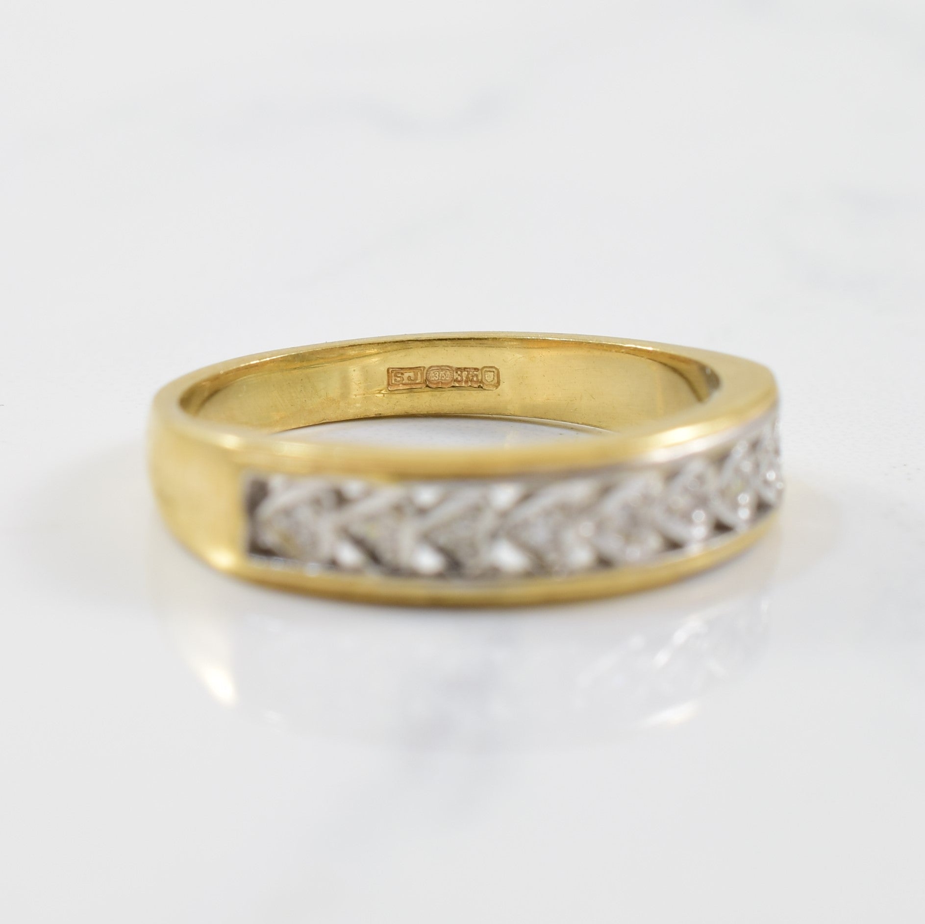 Alliance demi-éternité en forme de cœur serti de diamants | 0,05 ct | Taille 5,75 |