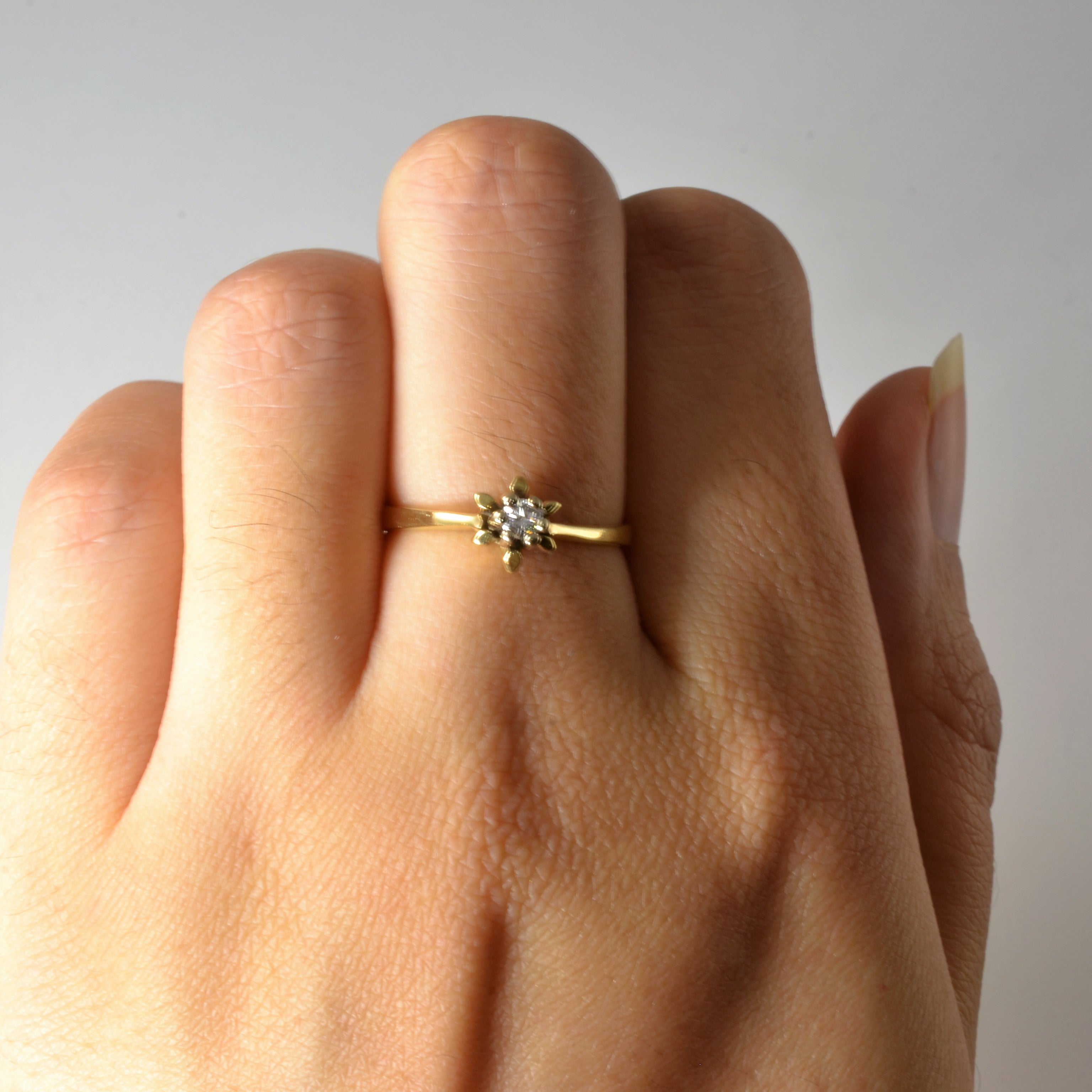 Petite Floral Diamond Ring | 0.08ct | SZ 7 |