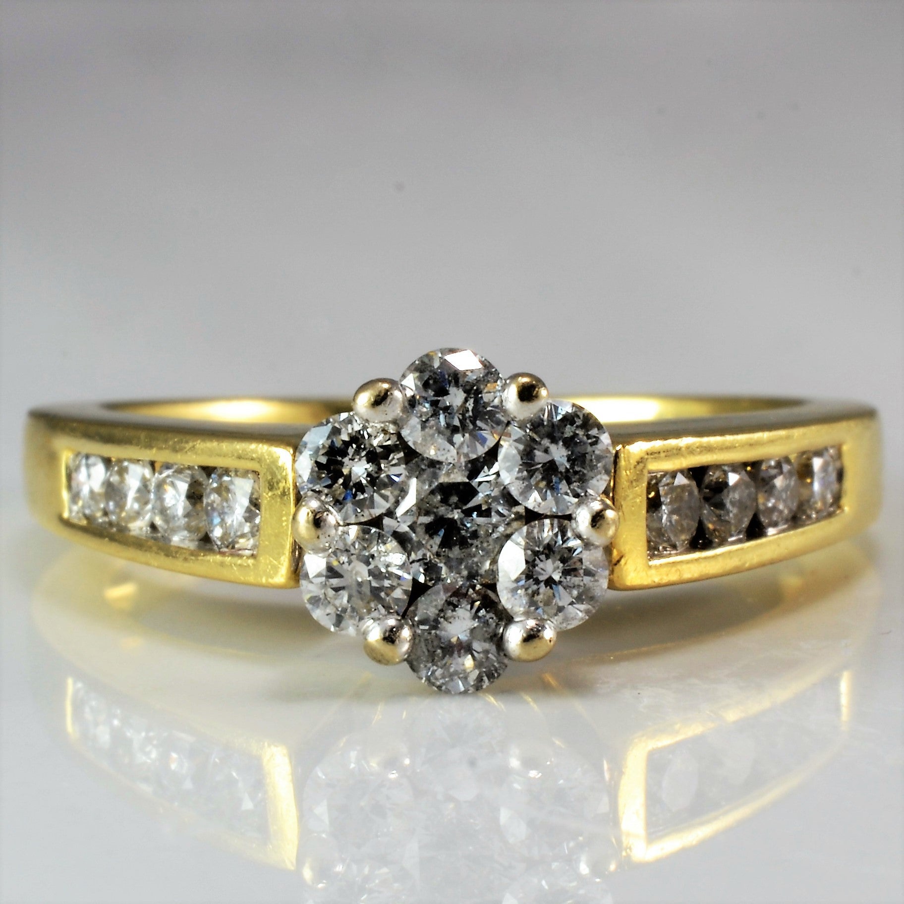 Cluster Diamond Ring ctw SZ