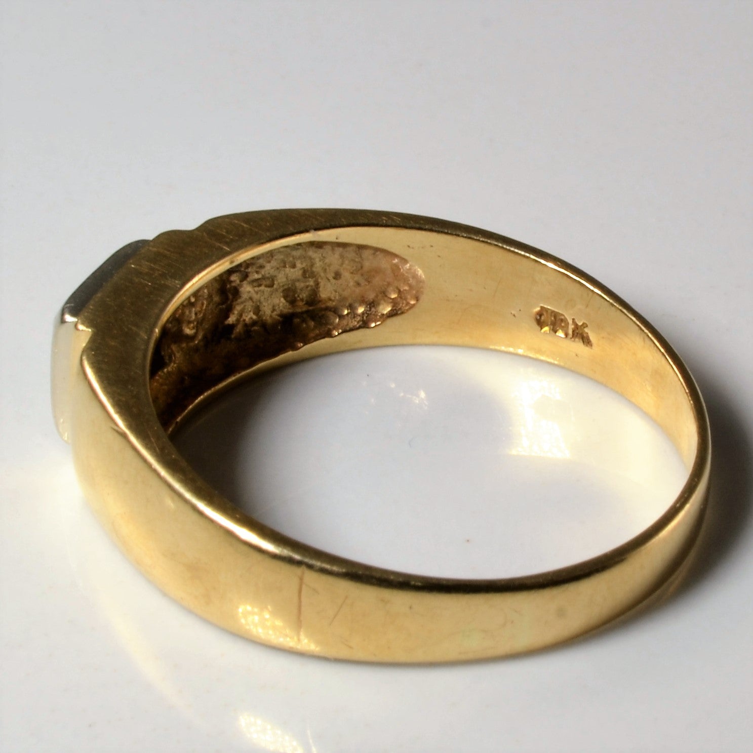 Diamond Illusion Band | 0.04ct | SZ 10 |