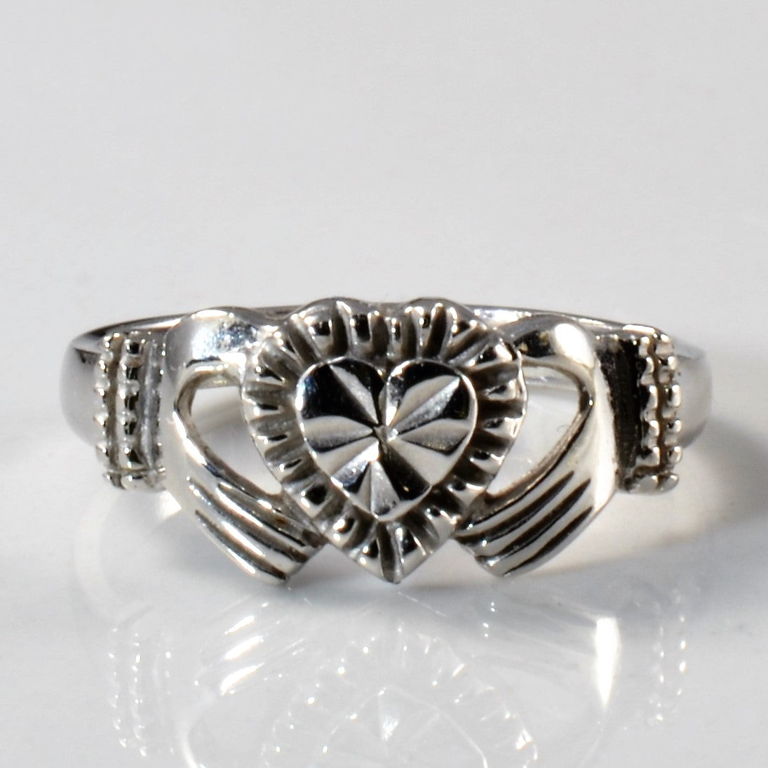 Bague Claddagh en or taillé diamant | Taille 3,75 |