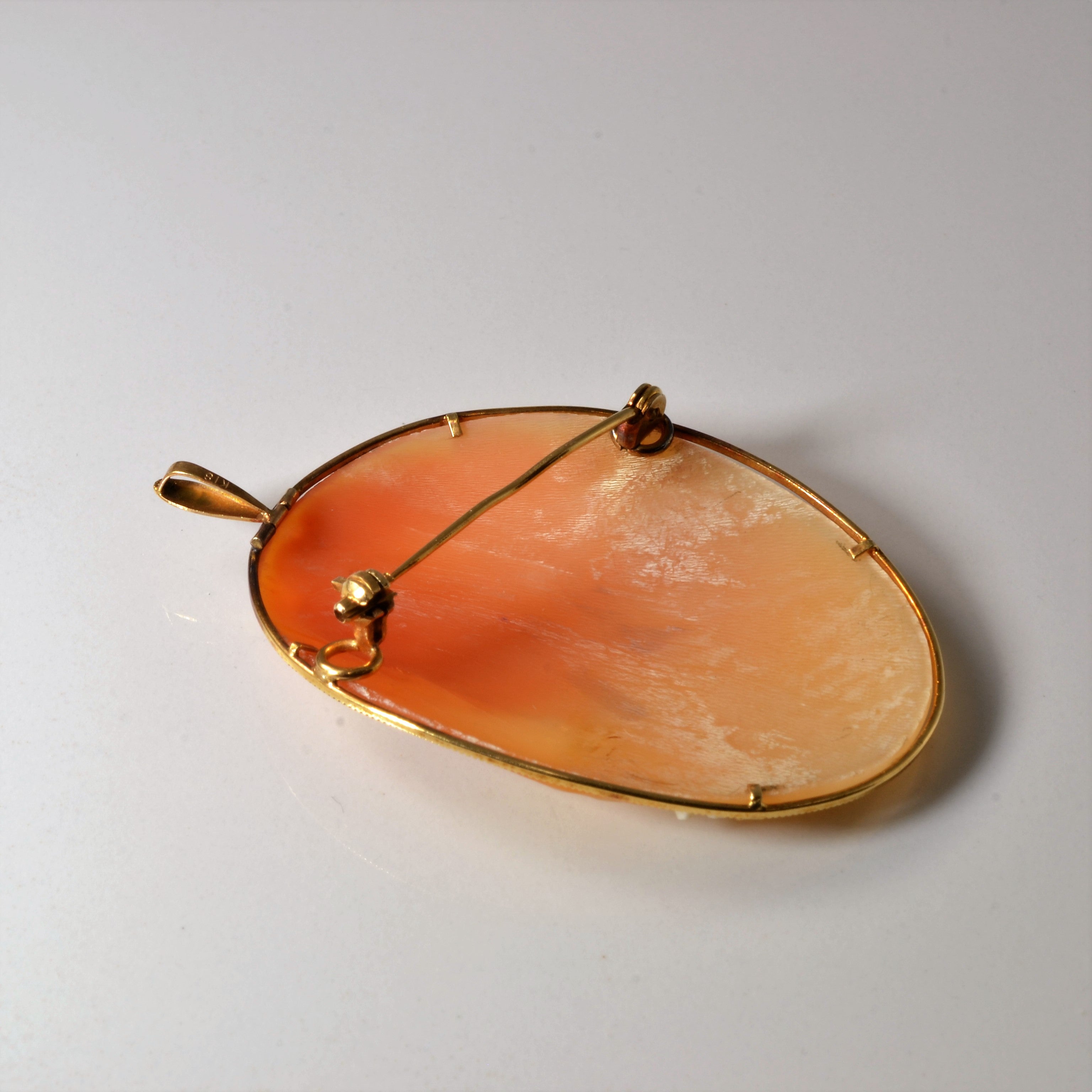 Cameo Gold Pendant/ Brooch