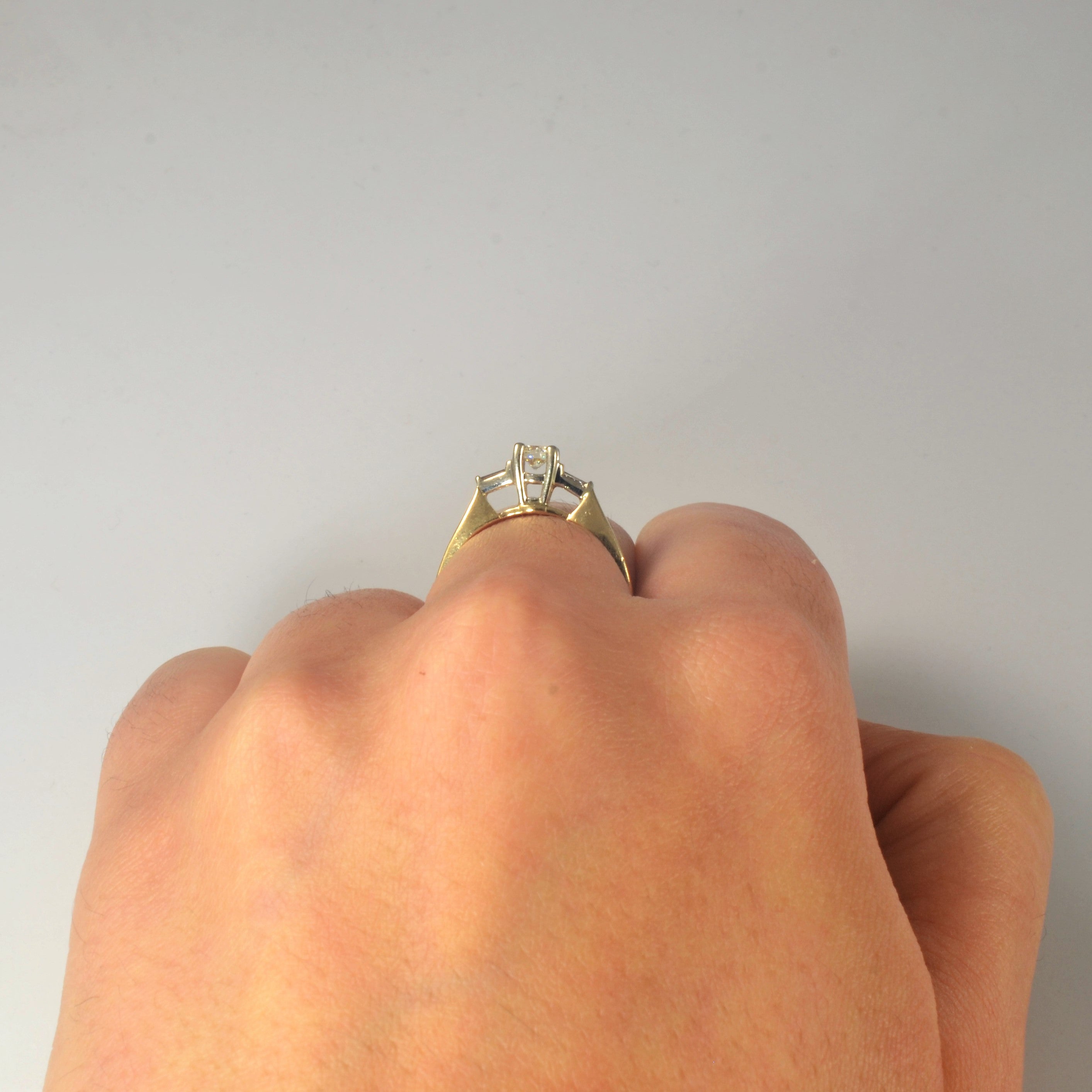 Three Stone Diamond Ring | 0.27ctw | SZ 5.75 |