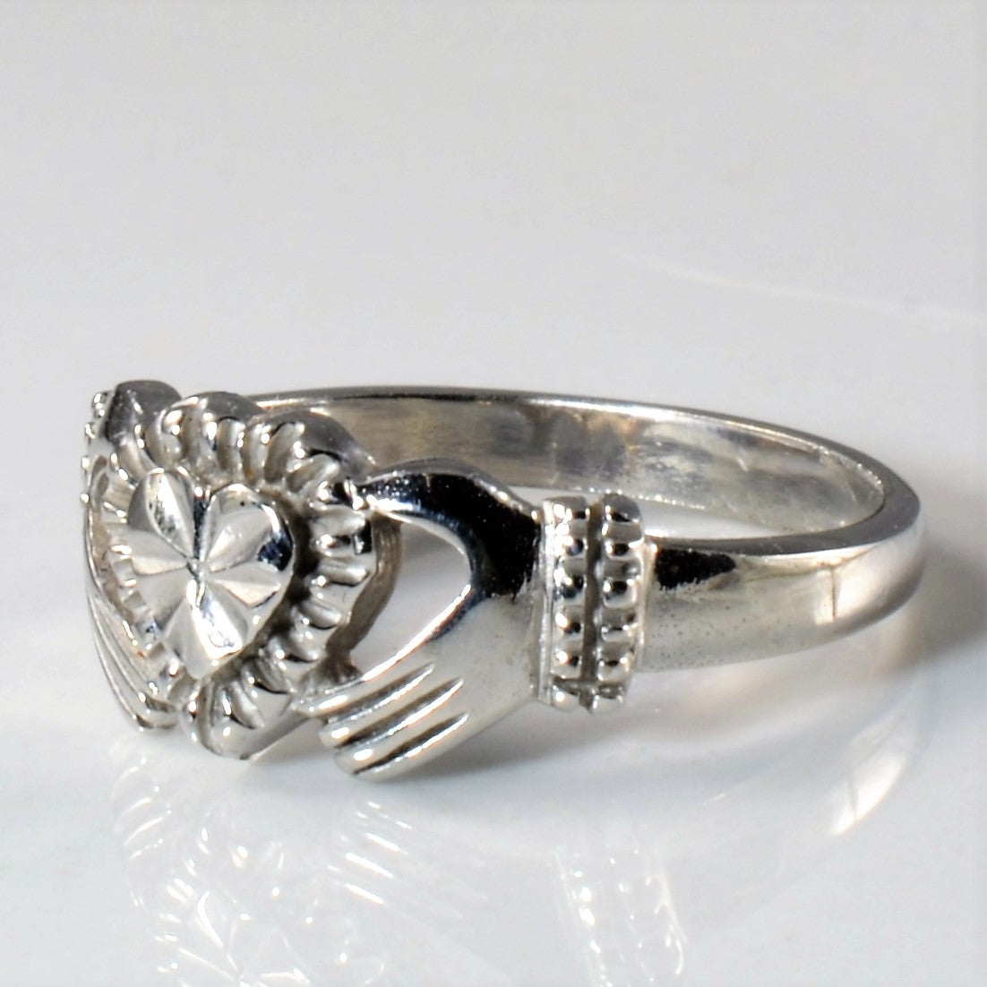 Bague Claddagh en or taillé diamant | Taille 3,75 |
