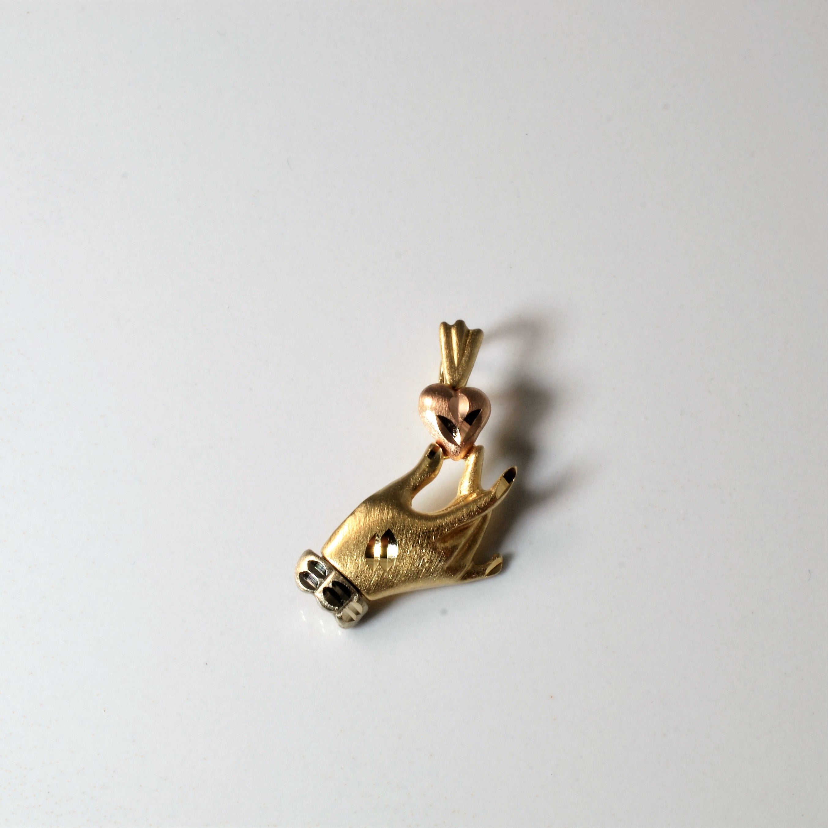 14k Holding Heart Hand Gold Pendant