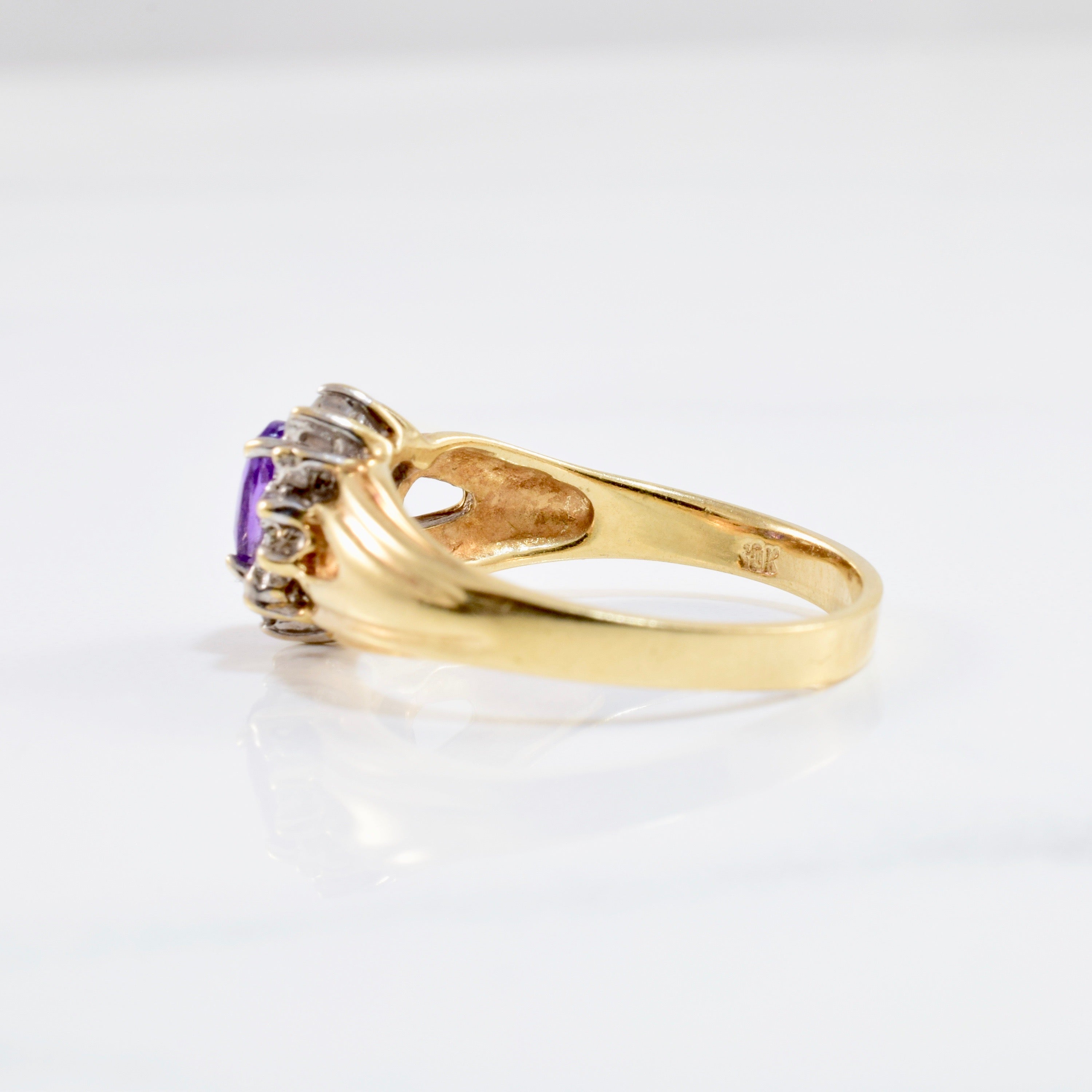 Amethyst & Diamond Halo Ring | 0.06 ctw SZ 5.25 |
