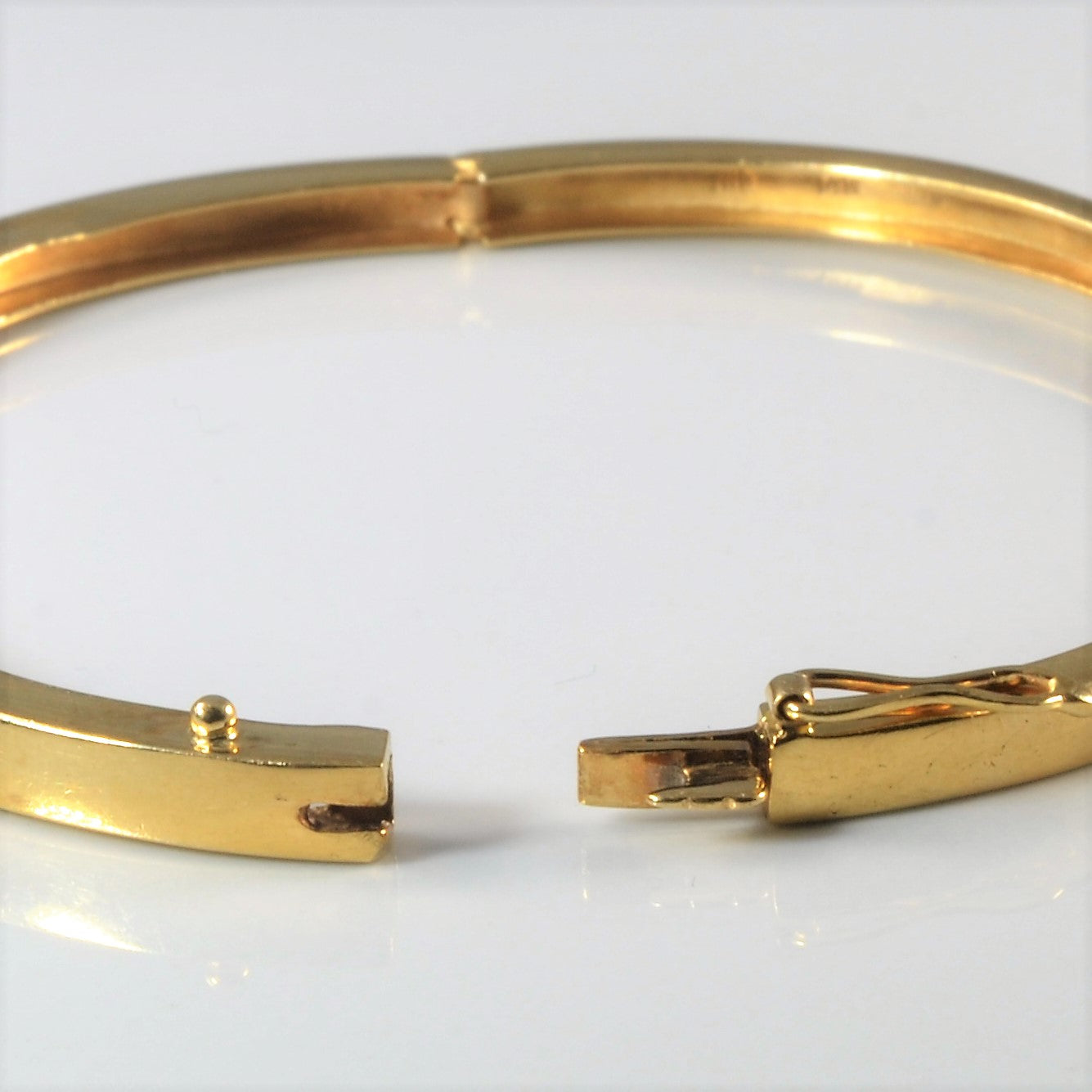 Pave Diamond Yellow Gold Bangle | 0.14ctw | 7.5" |