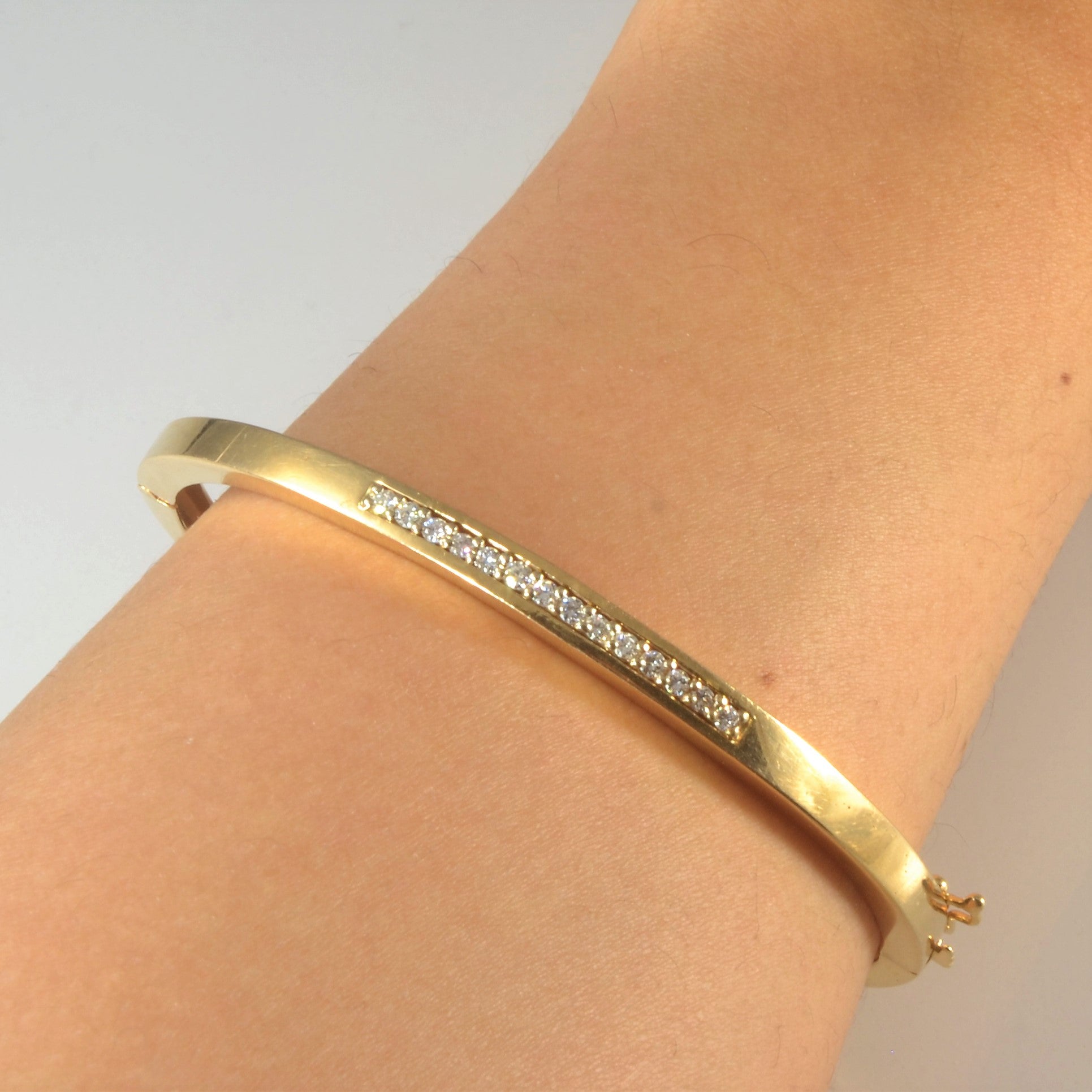 Pave Diamond Yellow Gold Bangle | 0.14ctw | 7.5" |