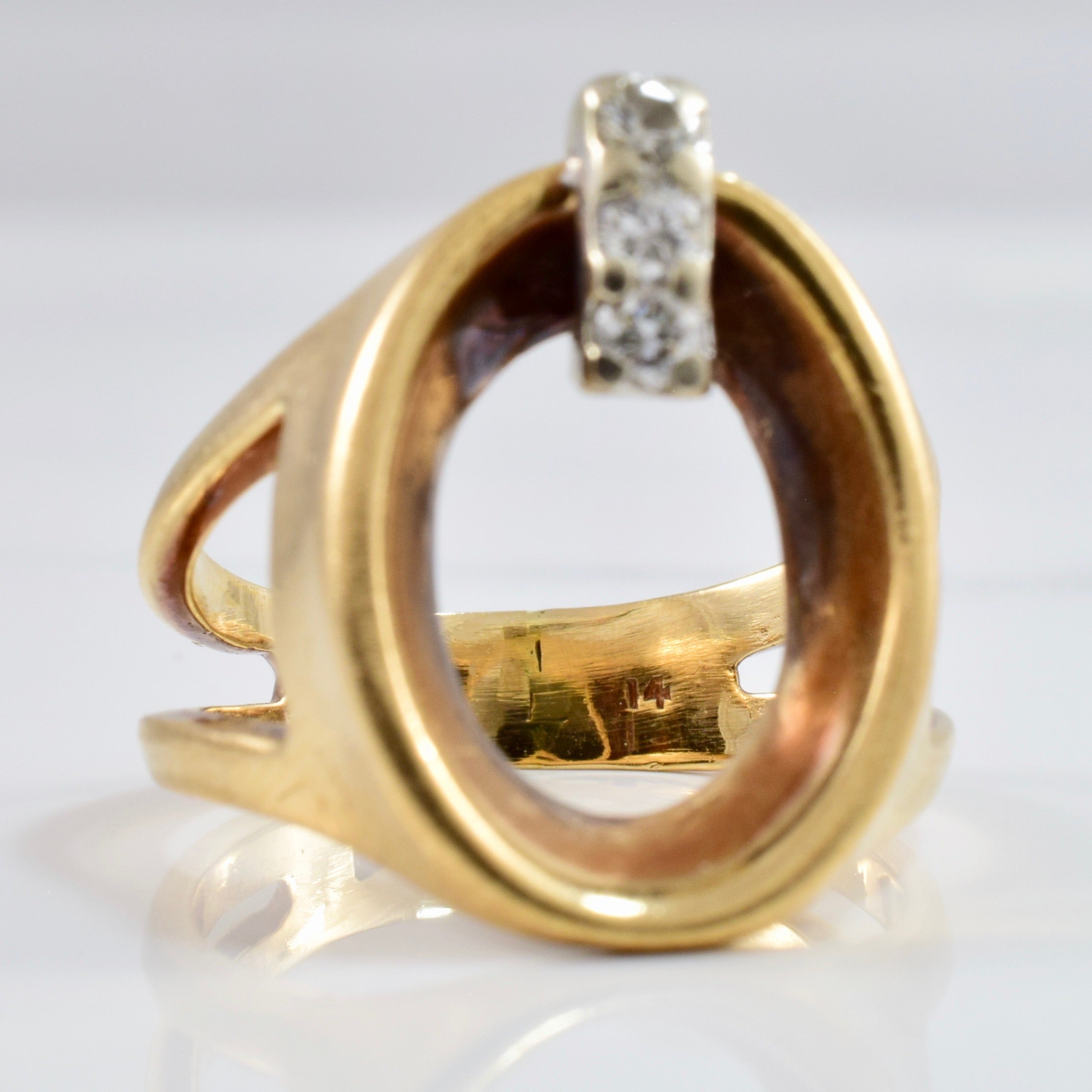 Oval Cut Out Diamond Ring | 0.15 ctw SZ 7 |