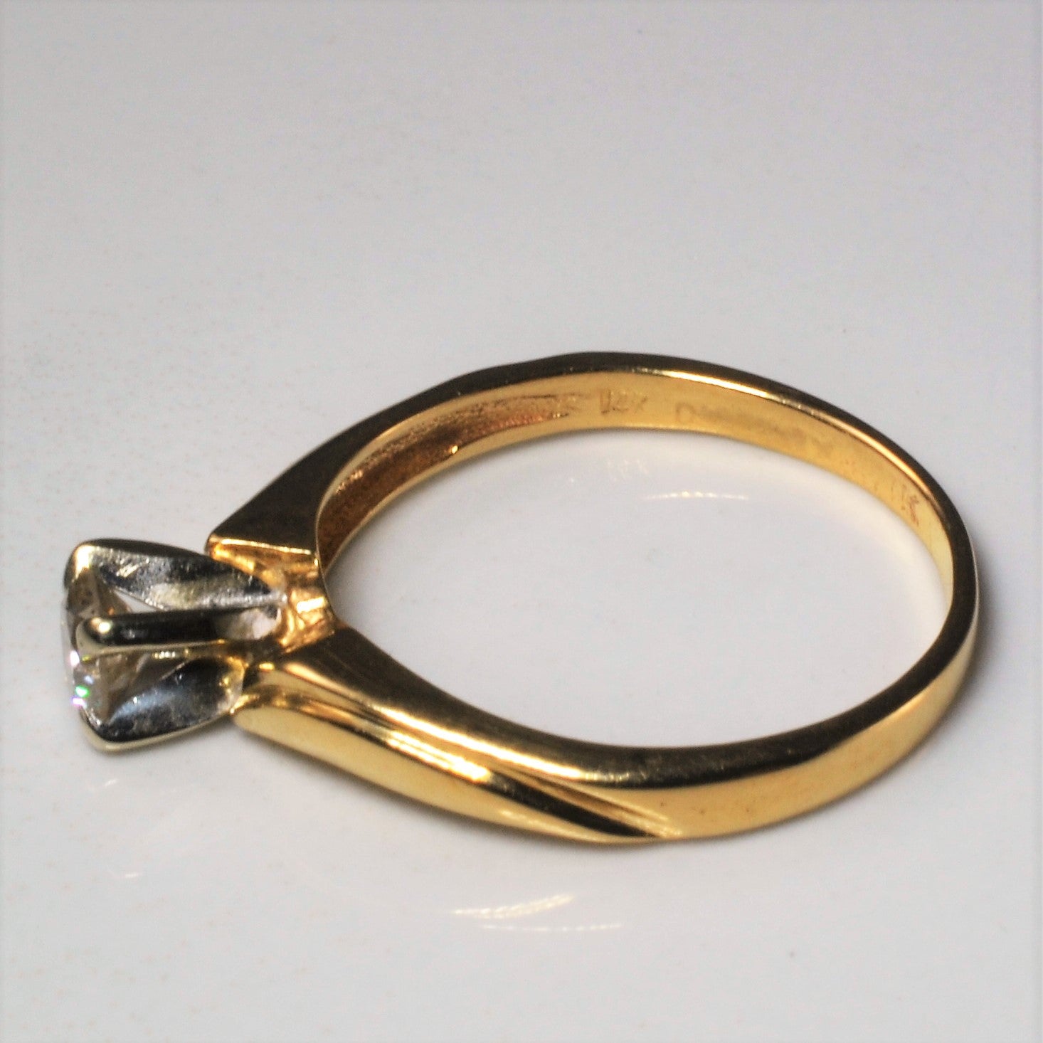 Bague solitaire en or jaune avec diamant | 0,28 ct | Taille 7,5 |