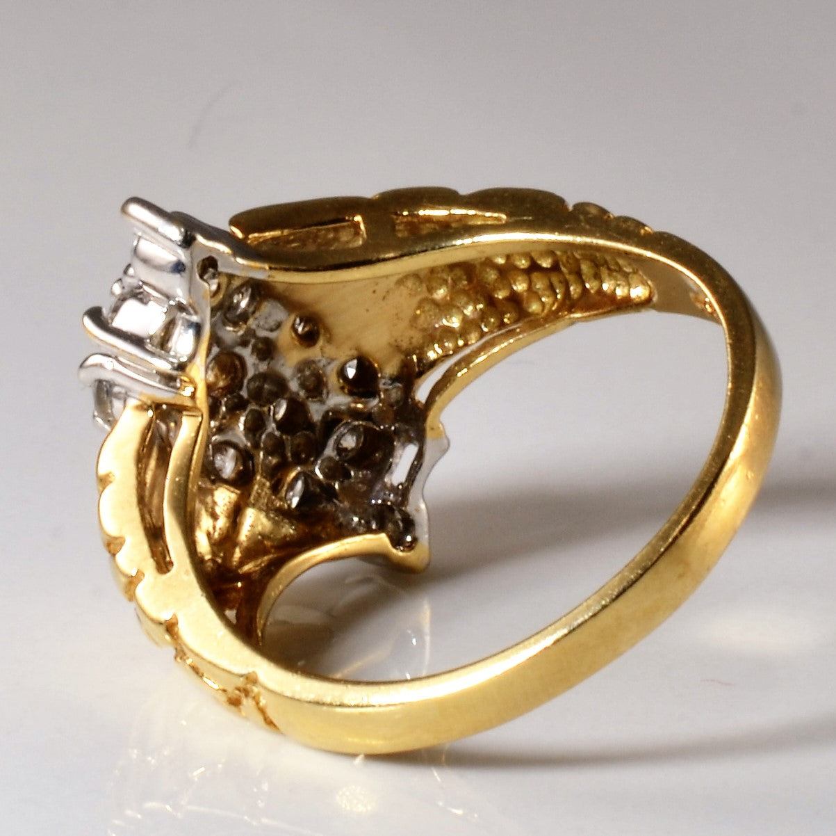 Diamond Wave Bypass Ring | 0.82ctw | SZ 6.5 |