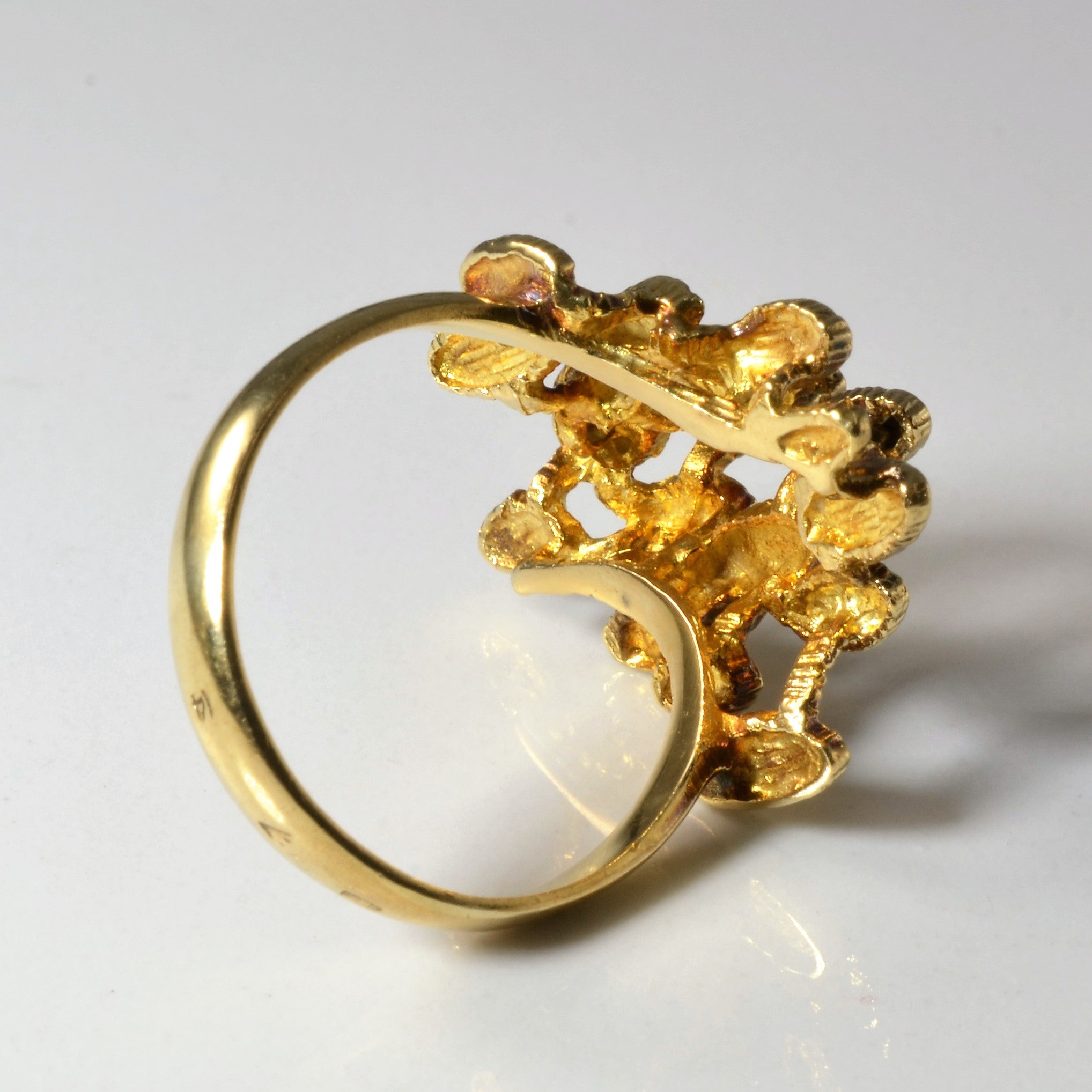 Textured Gold Cocktail Ring | SZ 8 |