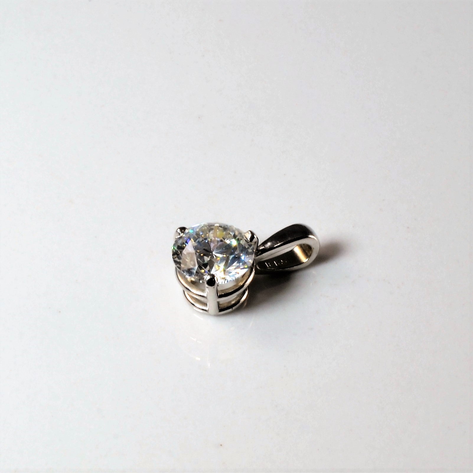Diamond Solitaire Pendant | 0.98ct |