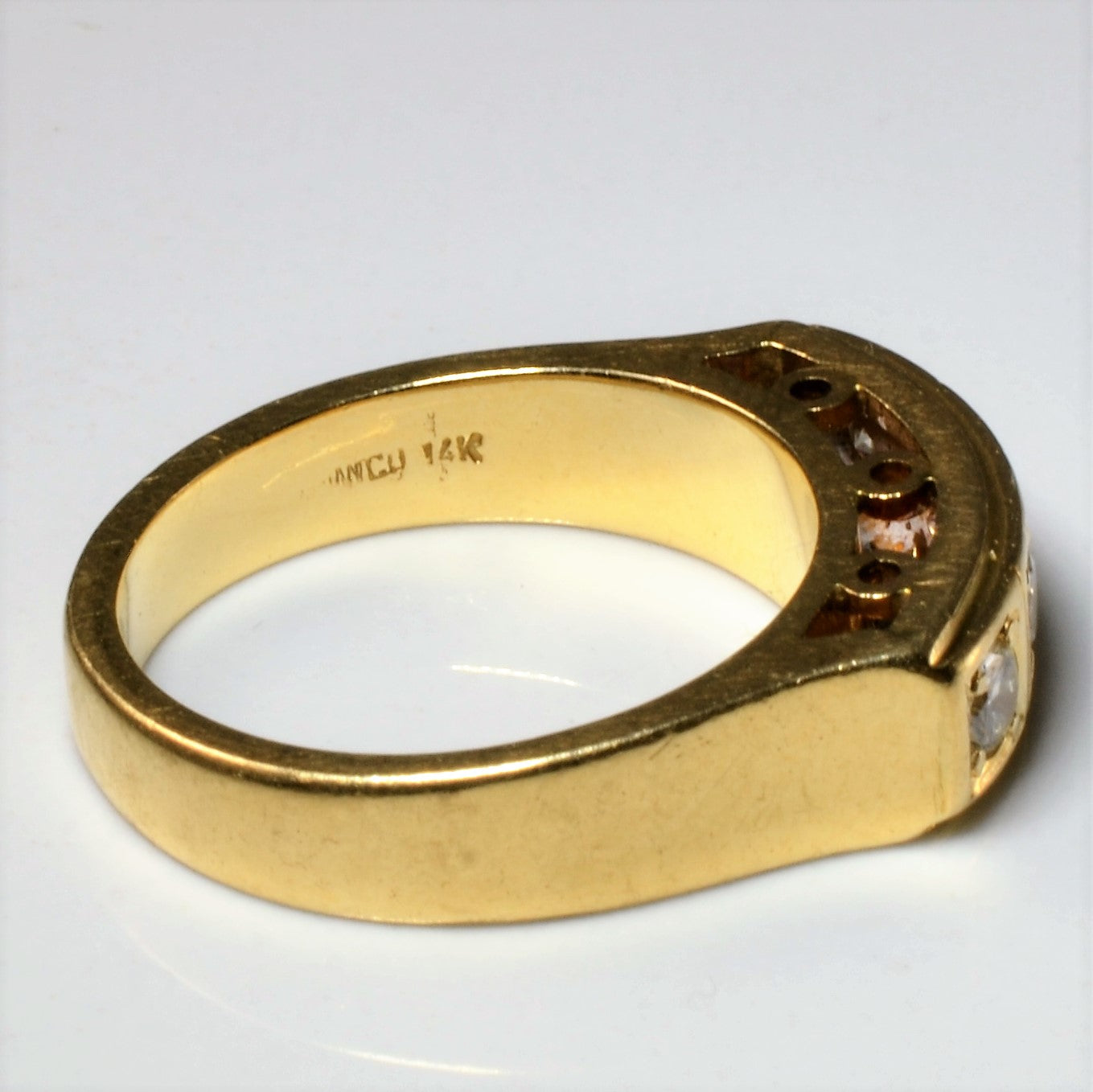 Bague à quatre diamants | 0,56 ct au total | Taille 8,75 |