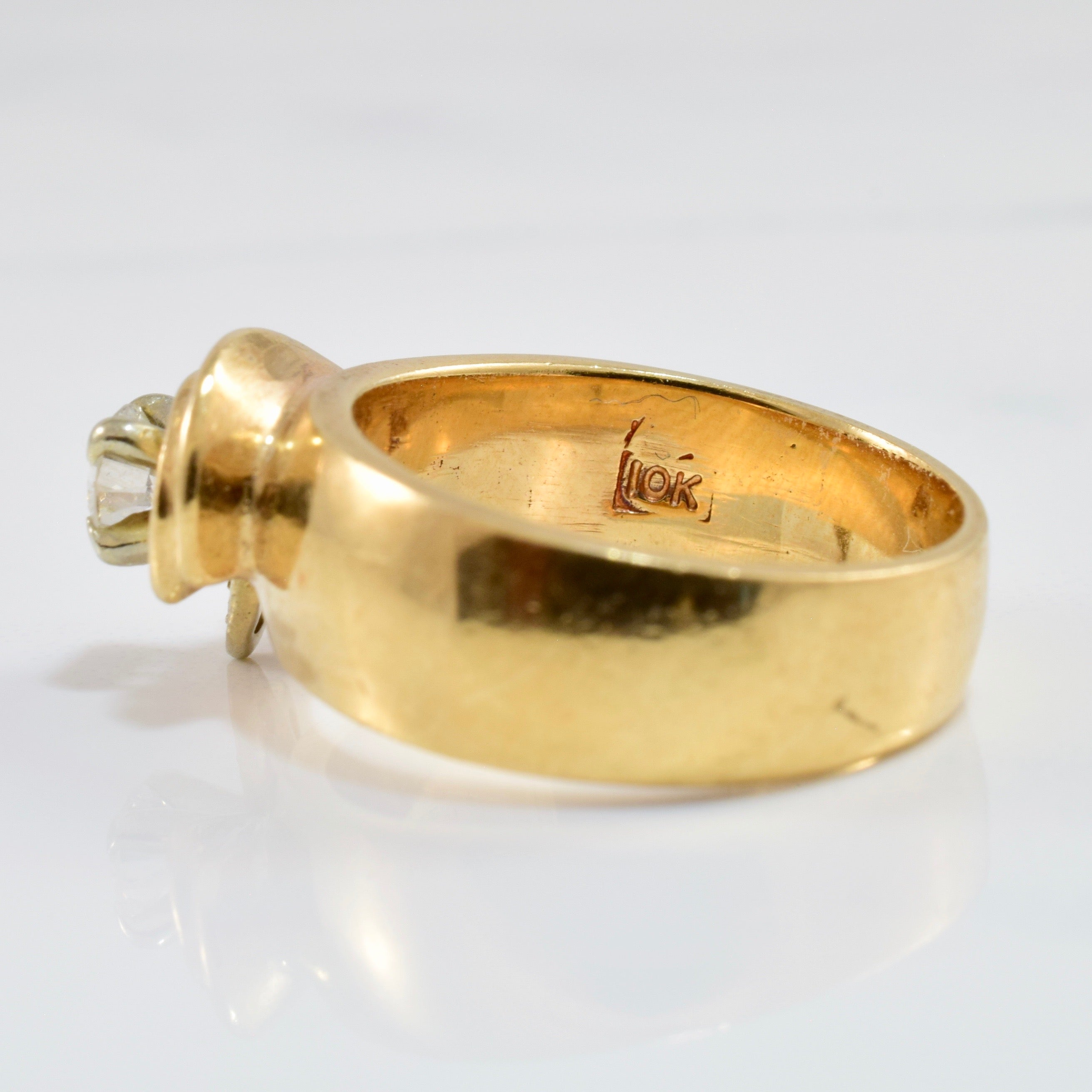 Floral Diamond Ring | 0.31 ctw SZ 6.25 |