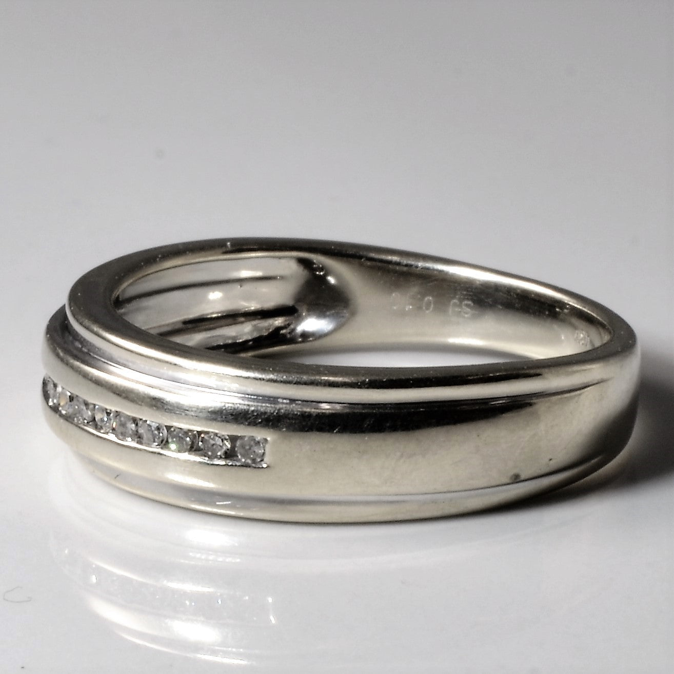 Channel Set Diamond Band | 0.10ctw | SZ 10 |