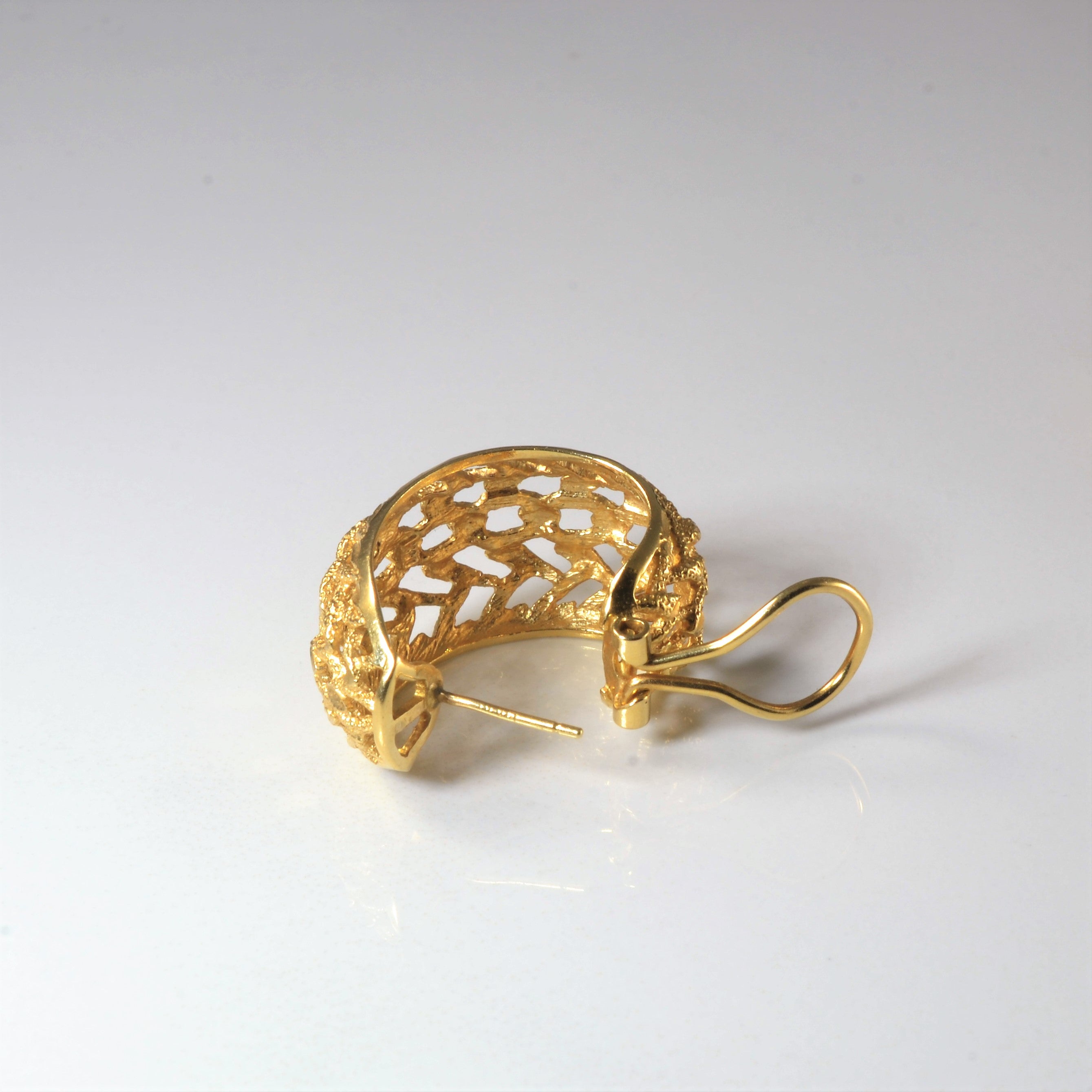 Filigree Huggie Earrings |