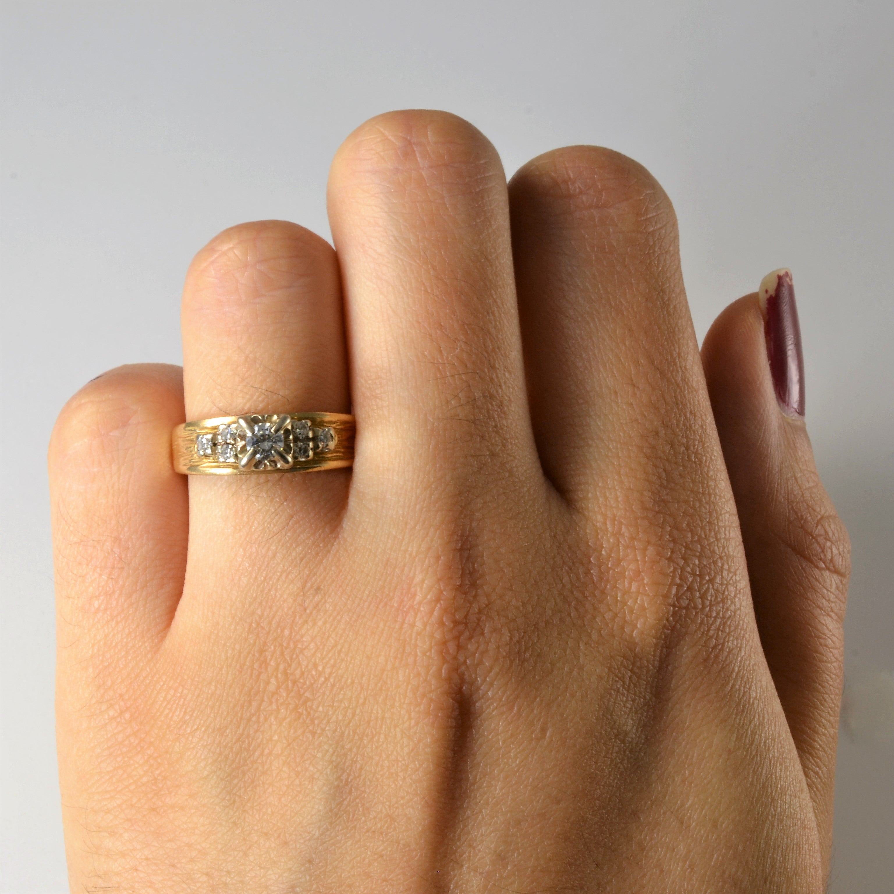 Wood Grain Textured Diamond Ring | 0.24ctw | SZ 6.25 |