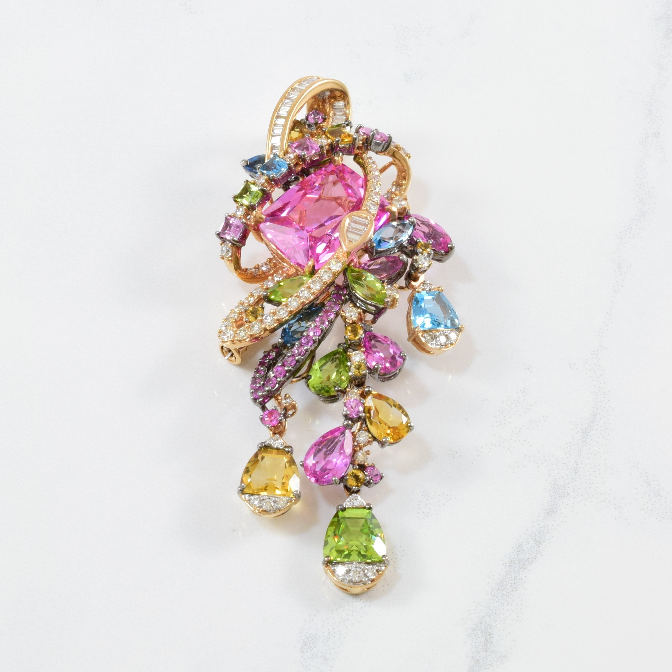 Broche multicolore fantaisie | 0,50 ct, 1,19 ct, 20,37 ct |