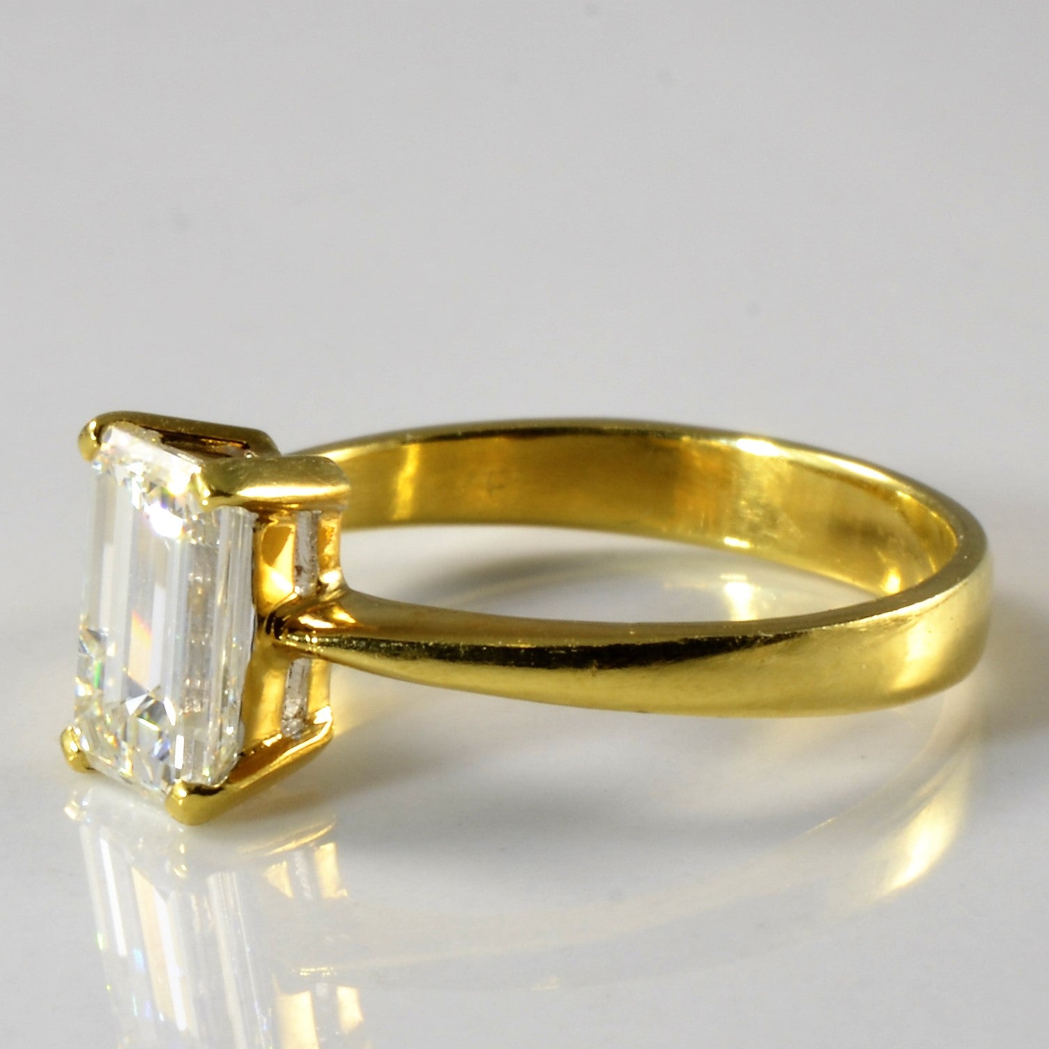 Elegant Emerald Cut Diamond Engagement Ring | 1.00ct | SZ 5 |