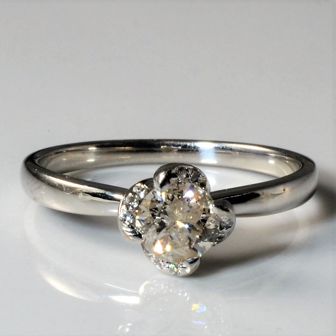 Twisted Canadian Diamond Claw Set Engagement Ring | 0.60ctw | SZ 7 |