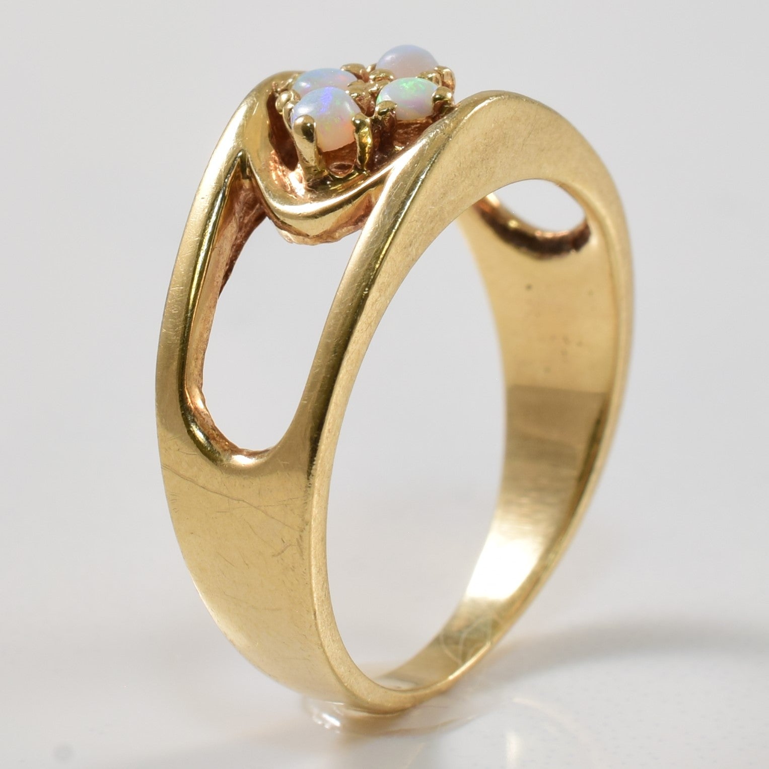 Cluster Opal Split Shank Ring | 0.12ctw | SZ 5.75 |