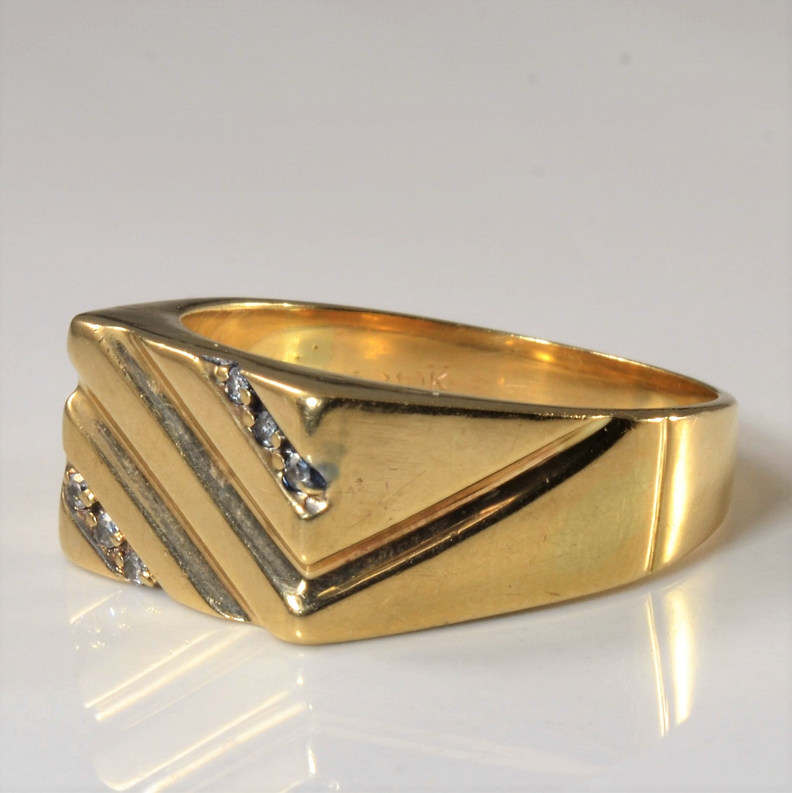 Chevron Detailed Signet Style Ring | 0.09ctw | SZ 10.5 |