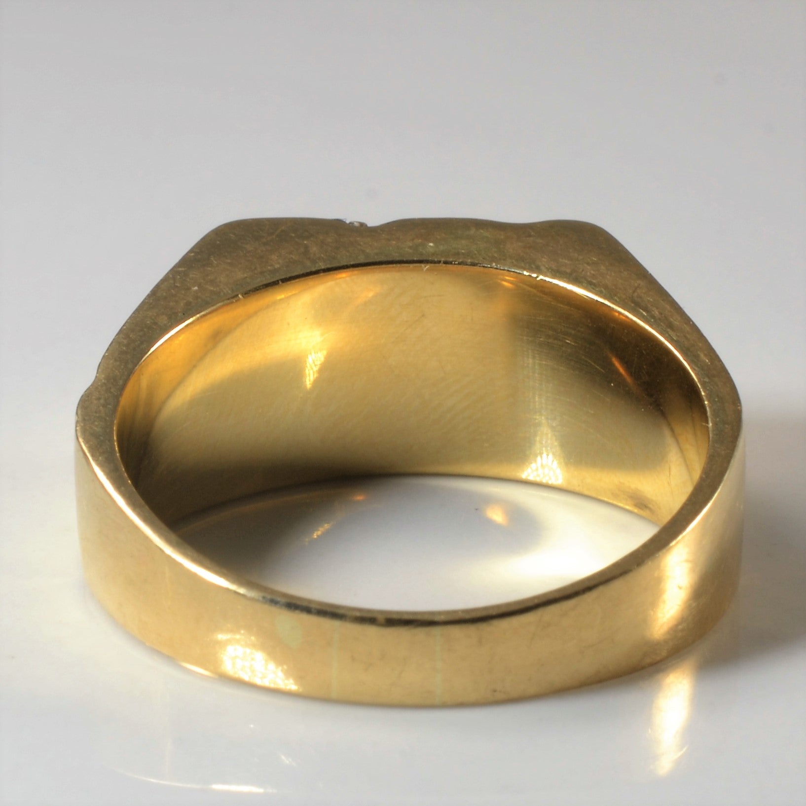 Chevron Detailed Signet Style Ring | 0.09ctw | SZ 10.5 |
