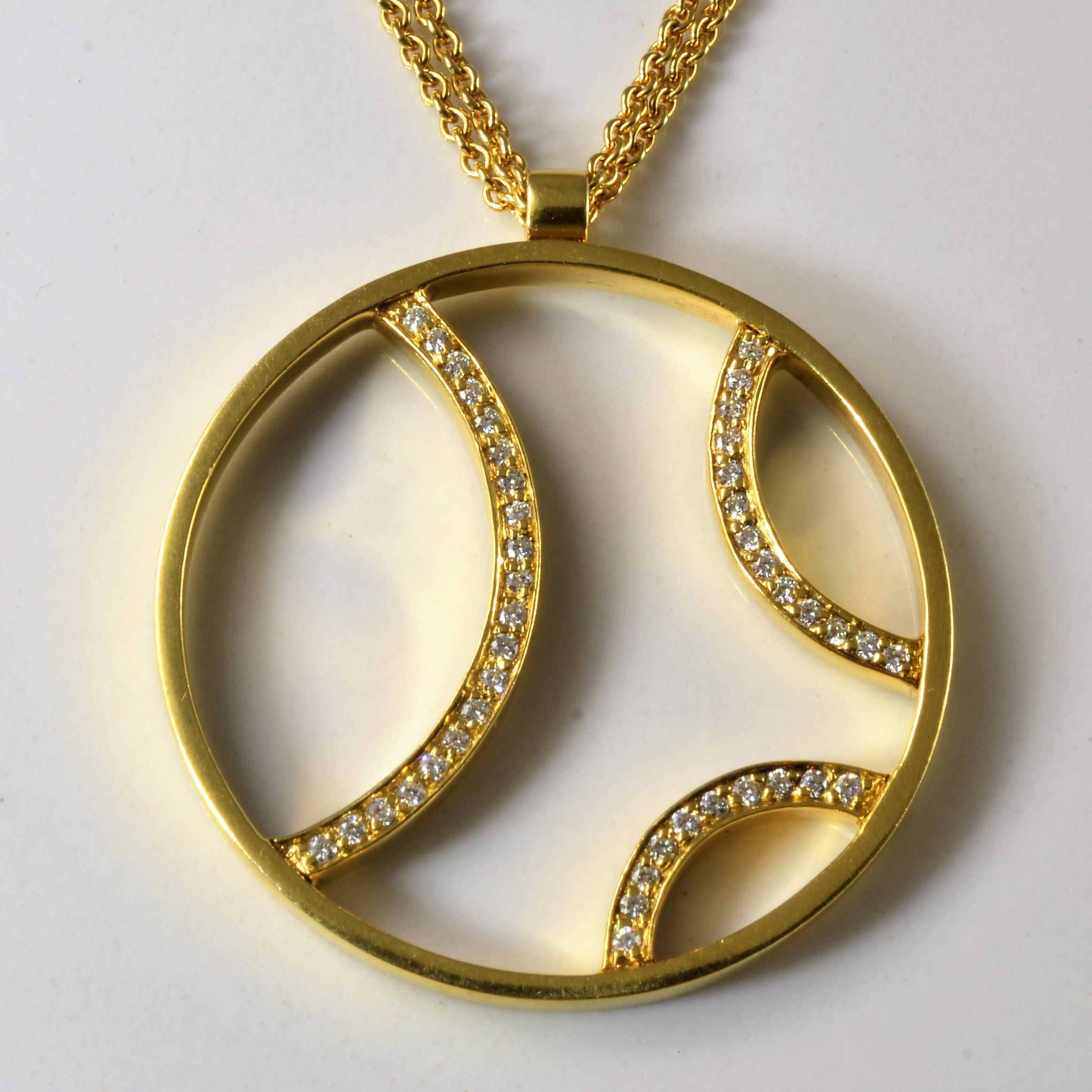 Textured Circle Diamond Pendant Necklace | 0.22ctw | 16"|