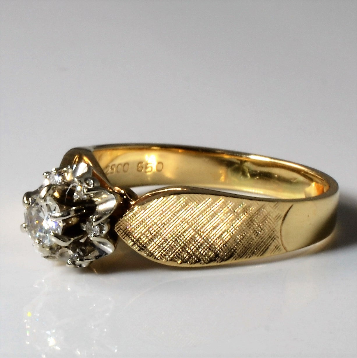 Cluster Set Diamond Ring | 0.17ctw | SZ 8 |