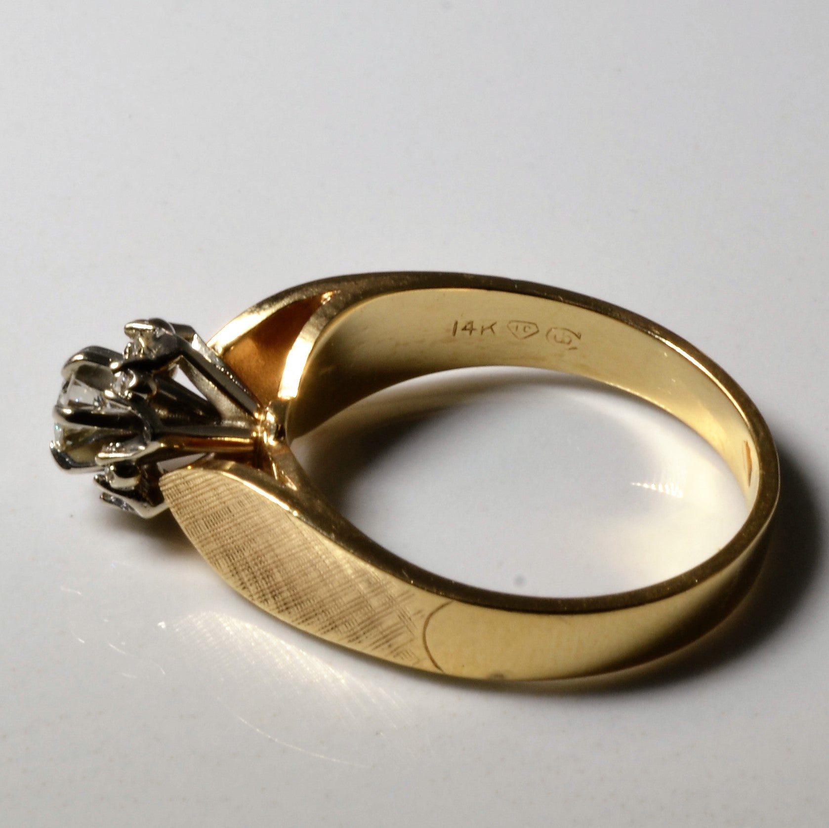 Cluster Set Diamond Ring | 0.17ctw | SZ 8 |
