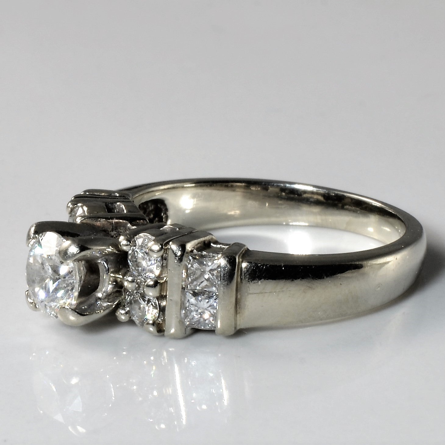 Mixed Cut Diamond Engagement Ring | 0.92ctw | SZ 6 |