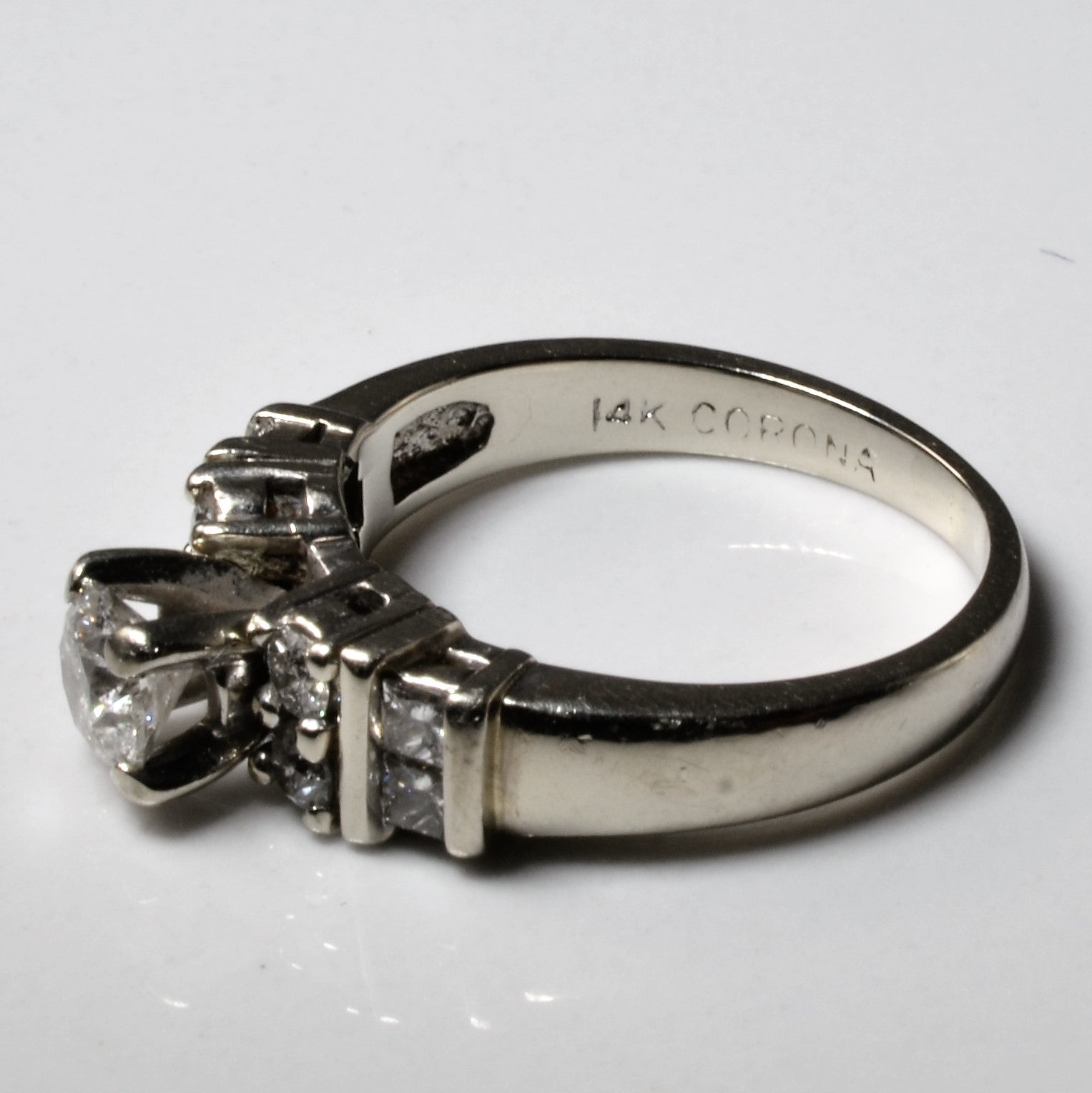 Mixed Cut Diamond Engagement Ring | 0.92ctw | SZ 6 |