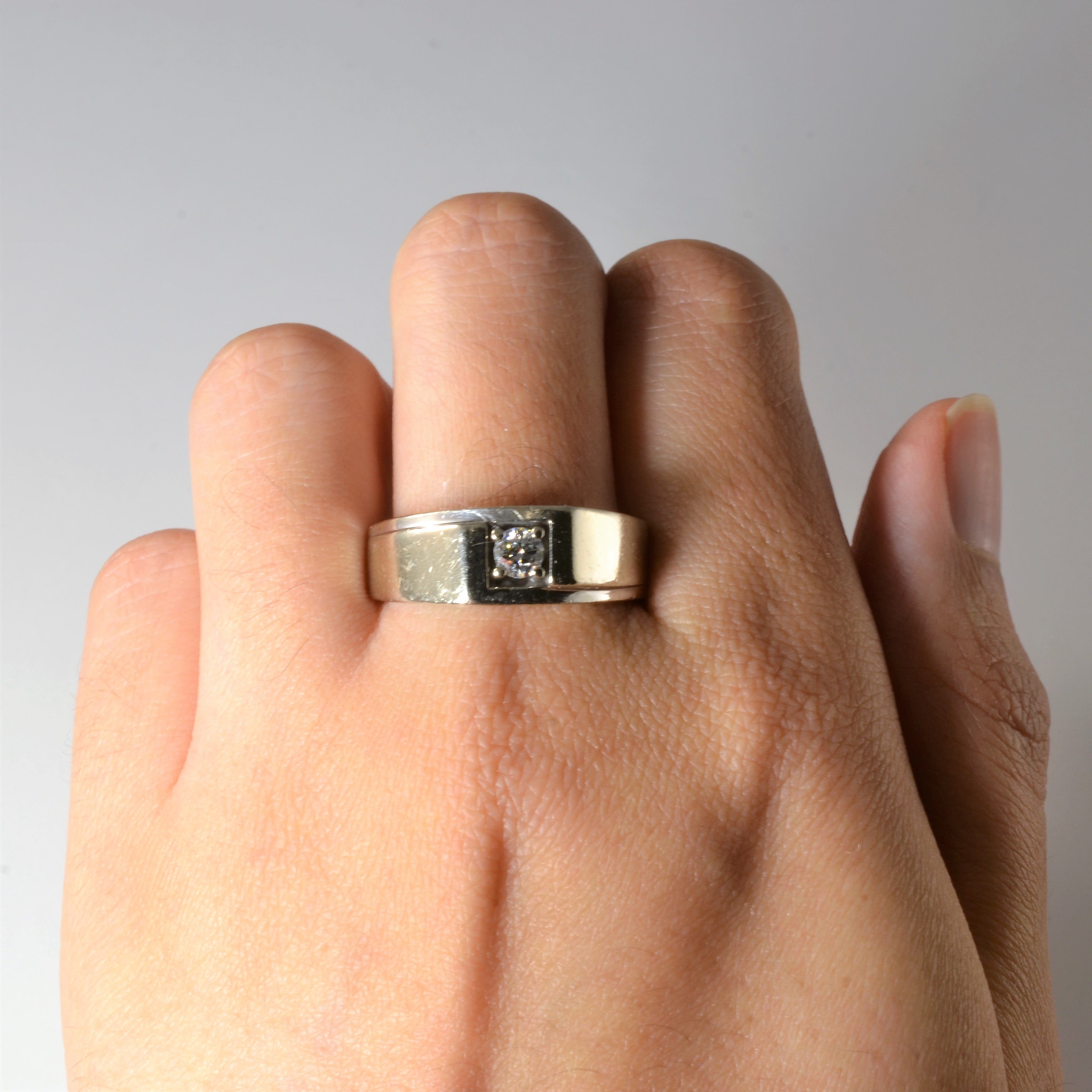 Offset Single Diamond Band | 0.20ct | SZ 10 |