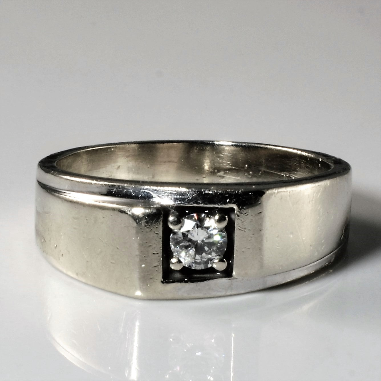 Offset Single Diamond Band | 0.20ct | SZ 10 |