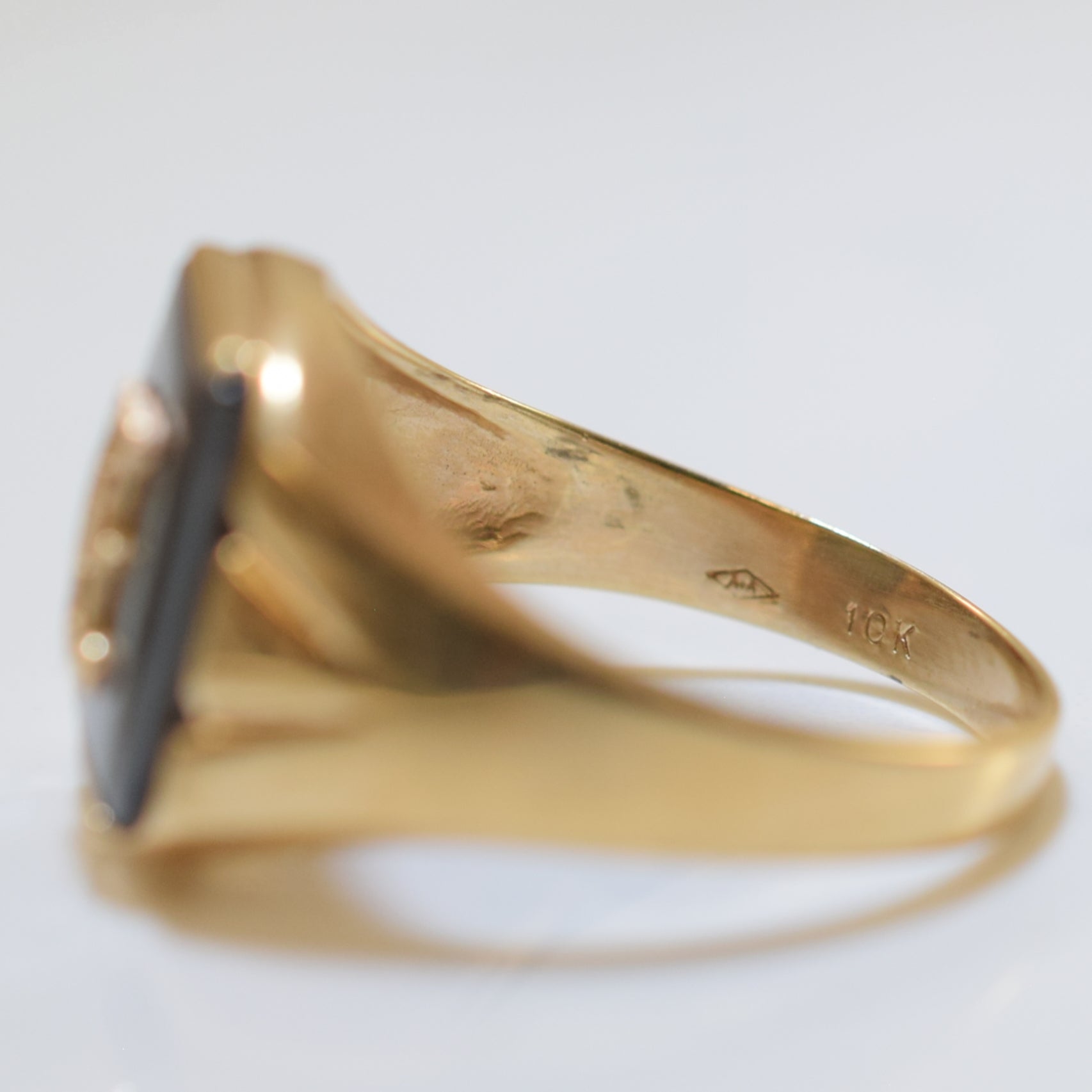 Initial 'M' Hematite Ring | 7.50ct | SZ 10.5 |