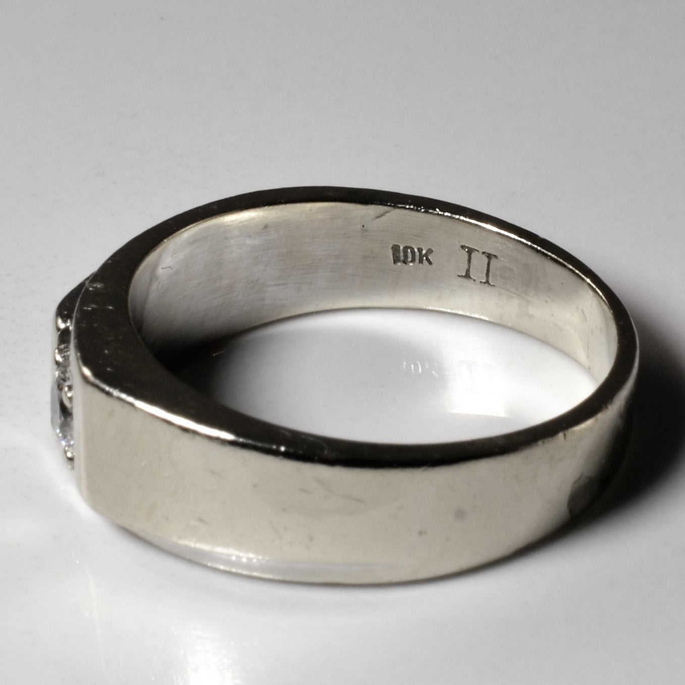 Offset Single Diamond Band | 0.20ct | SZ 10 |